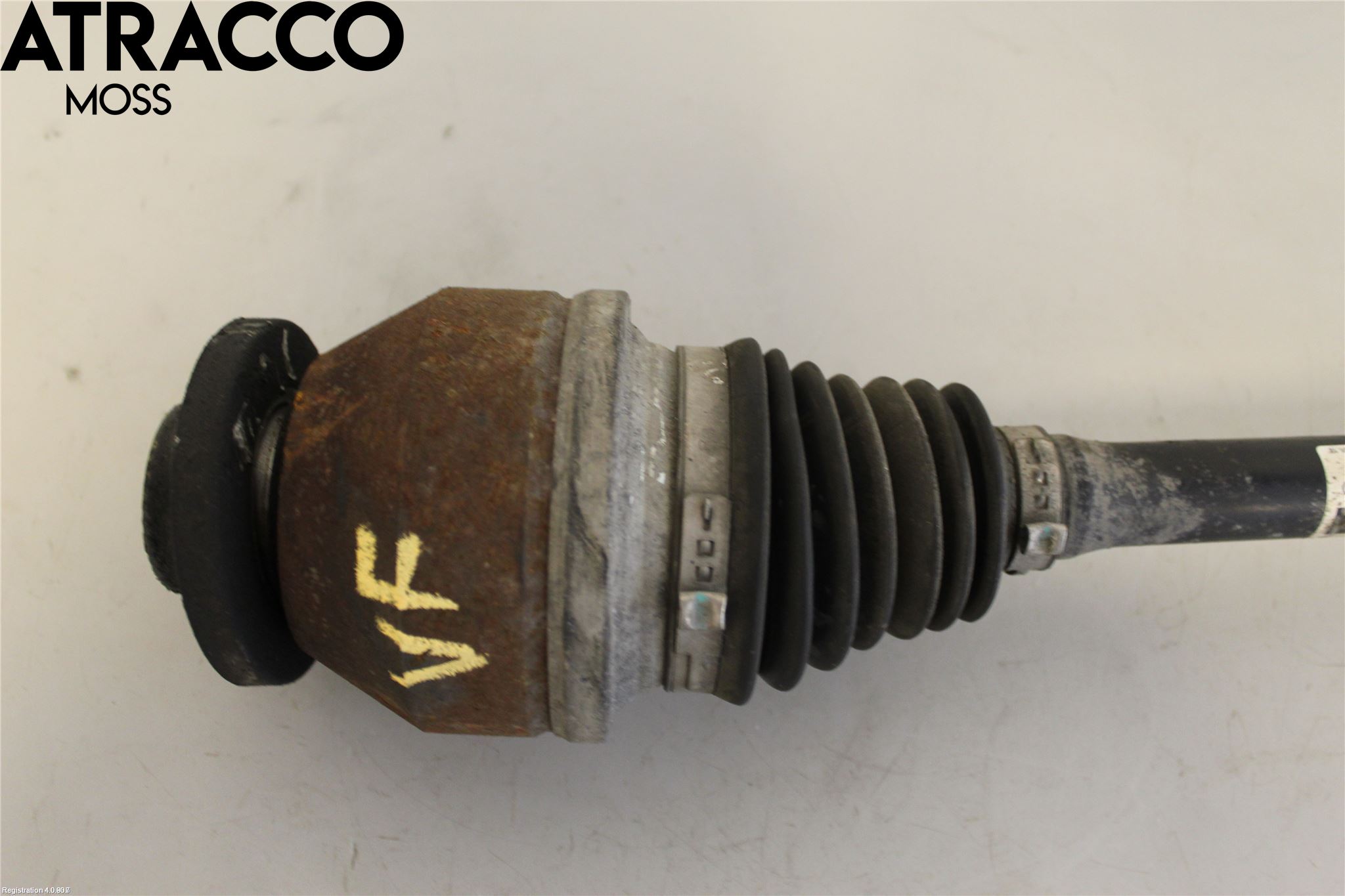 Volkswagen VW TRANSP/CARAVELLE (T5) 04-15 Drivaxel Fram Vänster