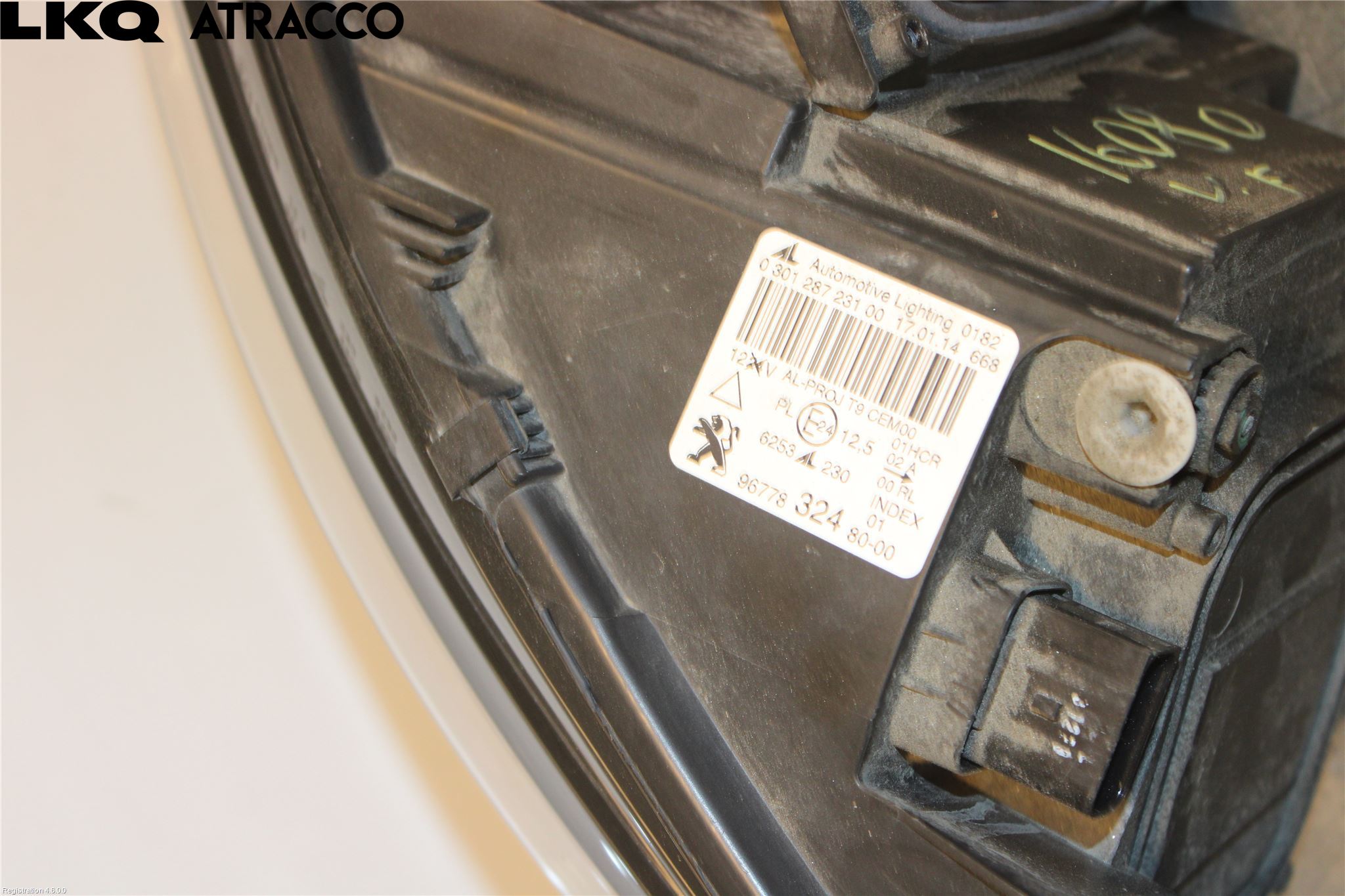 Peugeot 308 14-21 Strålkastare Vänster
