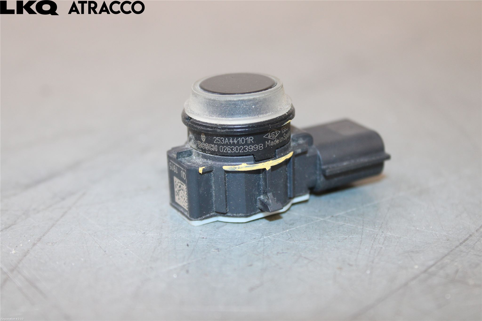 Renault CAPTUR 13-19 Parkeringshjälp Frontsensor
