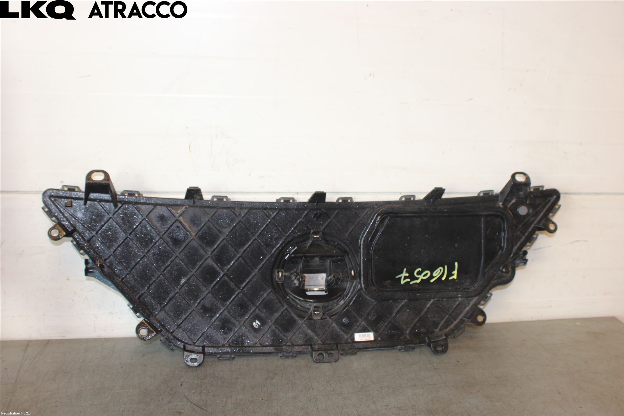 Nissan LEAF 18- Grill Komp