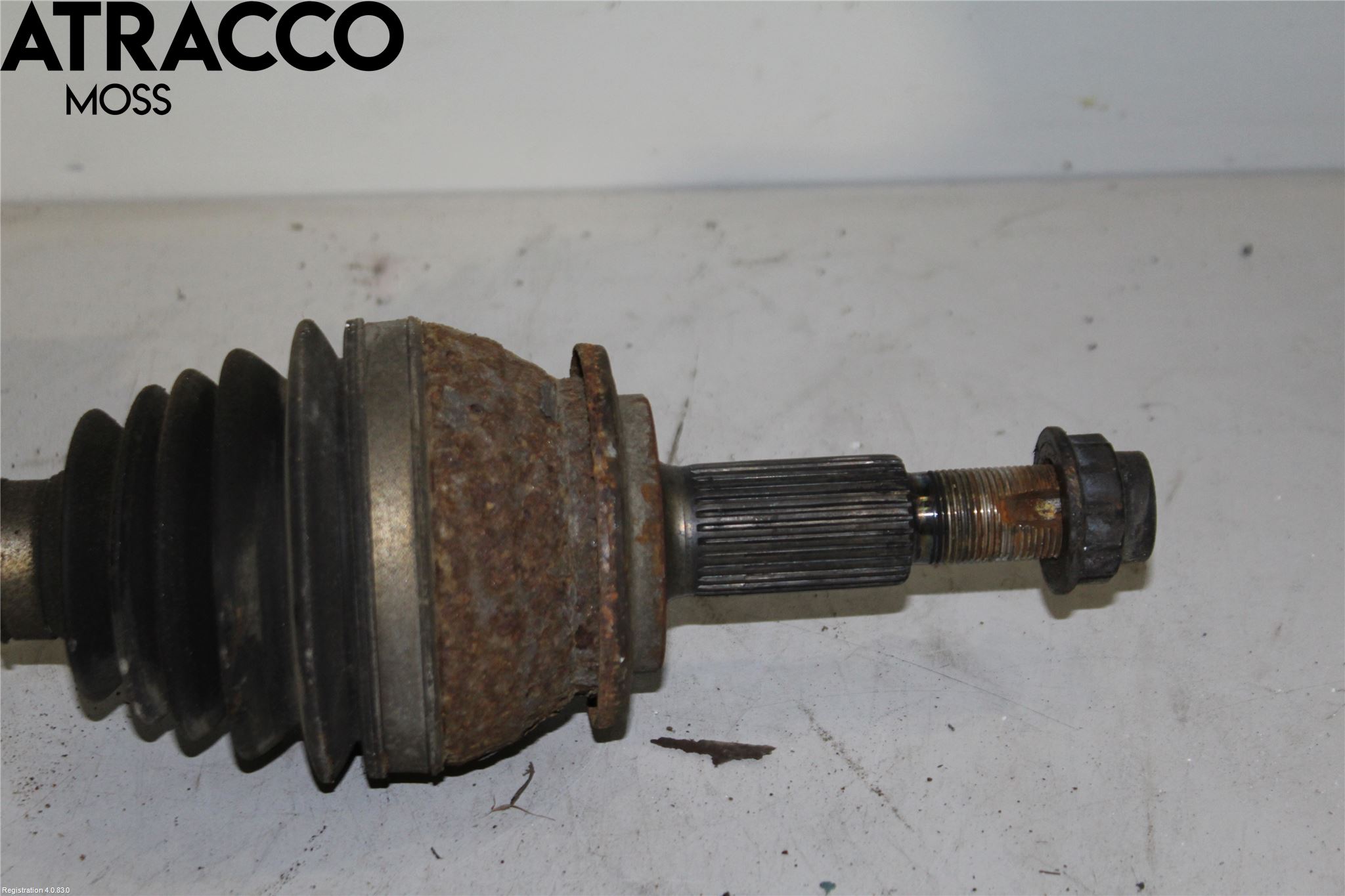 Toyota RAV4 13-18 Drivaxel Fram Vänster