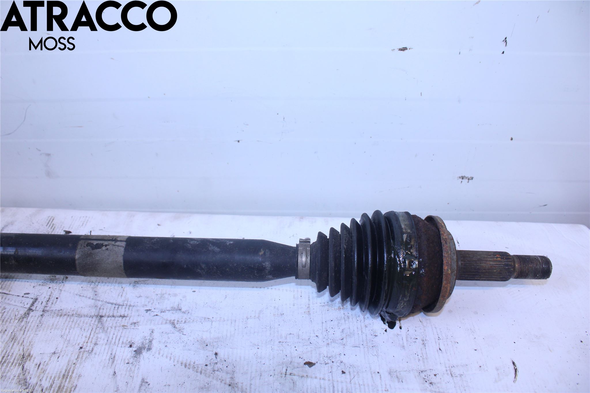 Toyota AVENSIS 09-15 Drivaxel Fram Höger