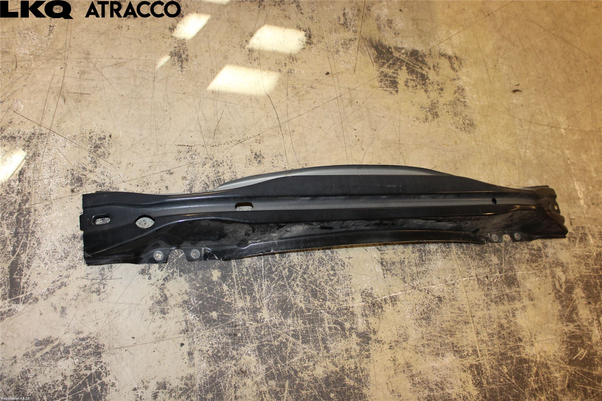 Volvo V60 11-13 Stötfångarbalk Bak