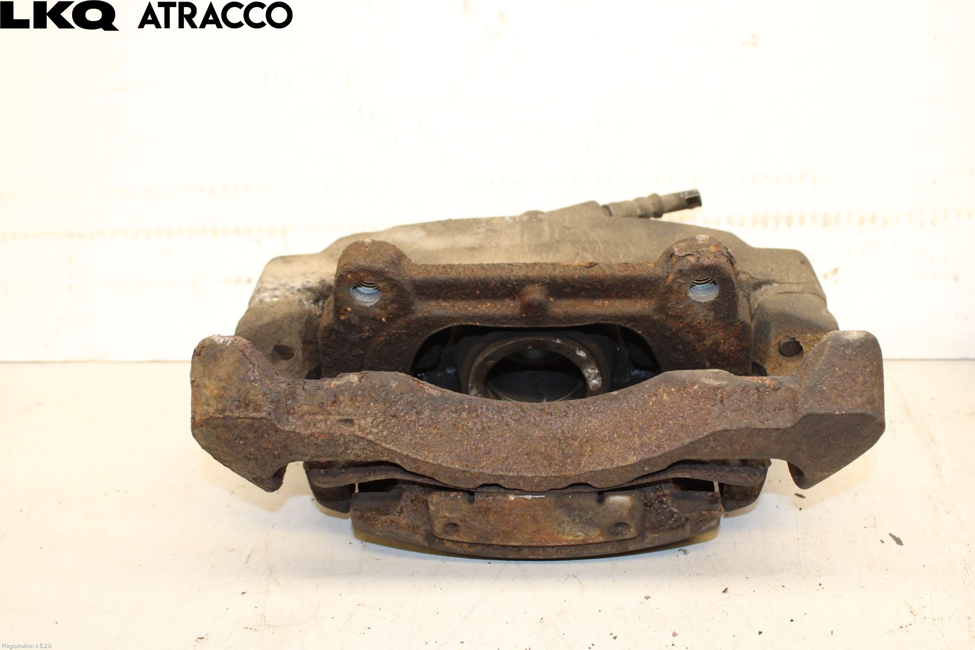 Volvo XC70 08-13 Bromsok Fram Höger