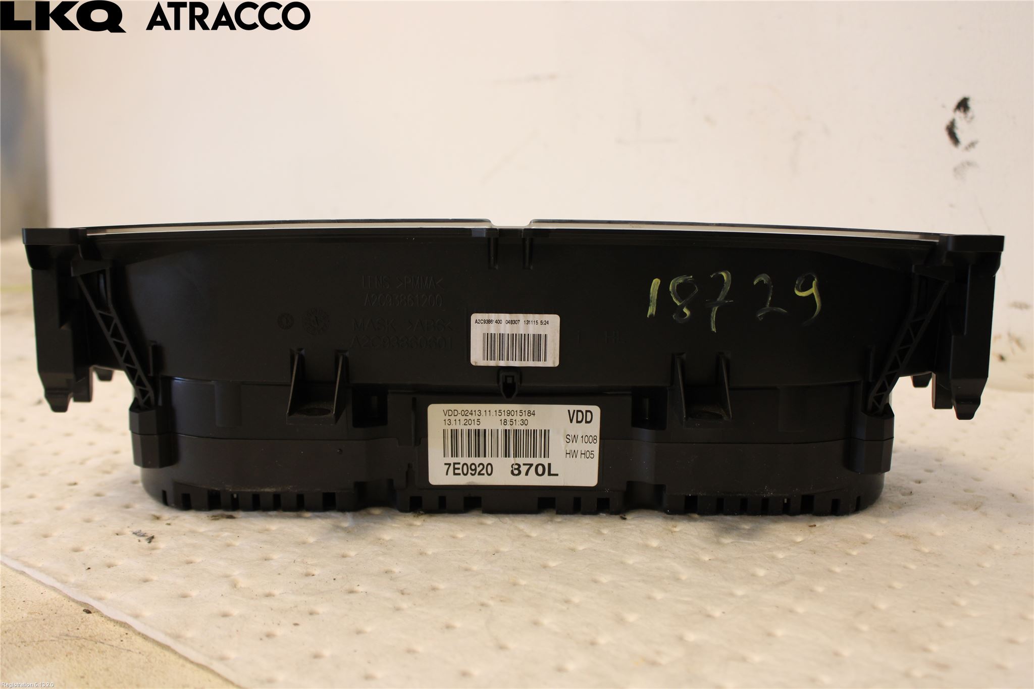 Volkswagen VW TRANSP/CARAVELLE (T6) 16-22 Instrument Hast