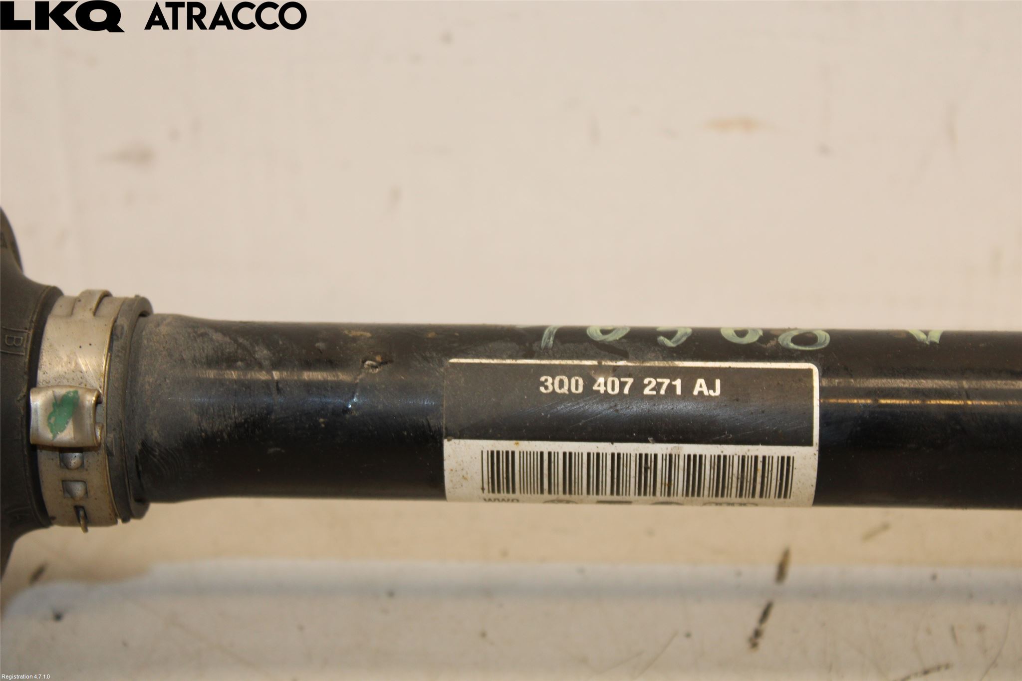 Skoda SUPERB 16-24 Drivaxel Fram Vänster