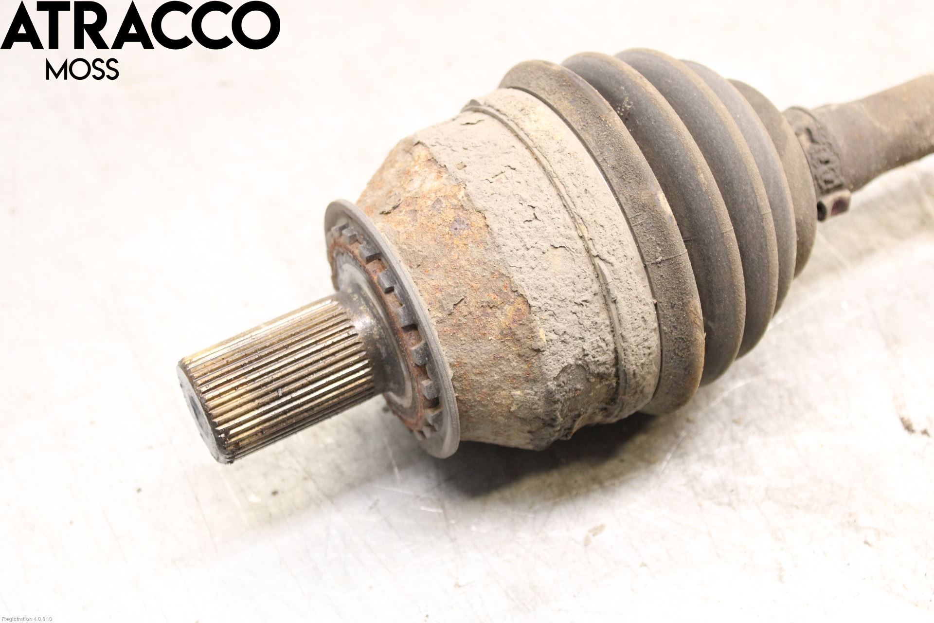 Volvo V60 11-13 Drivaxel Fram Vänster