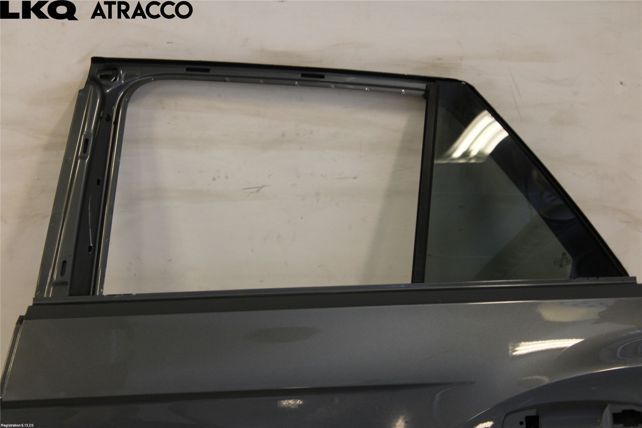 Volkswagen VW T-ROC 18- Dörr Bak Vänster