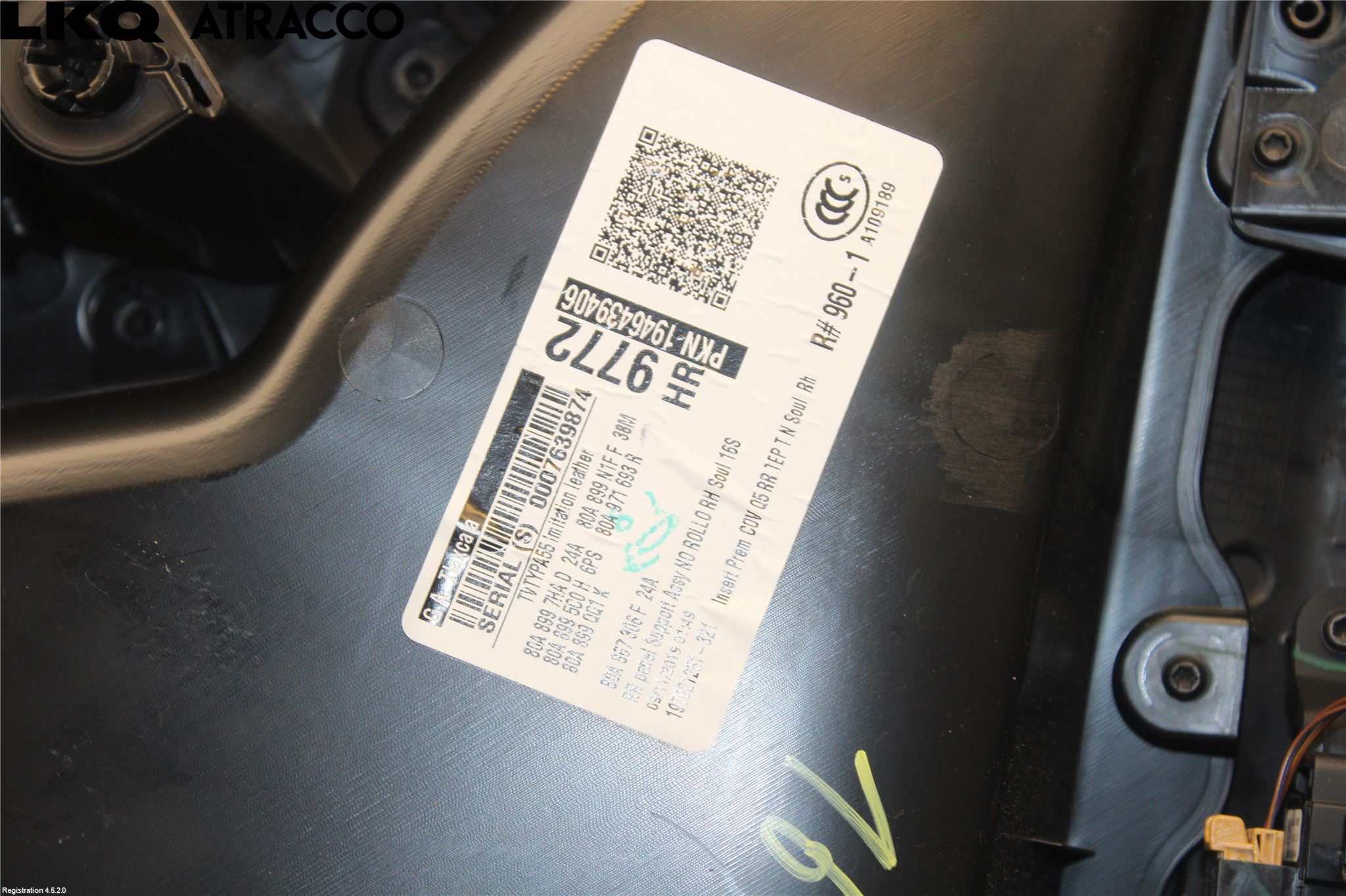 Audi Q5/SQ5 17- Dörrklädsel Hö