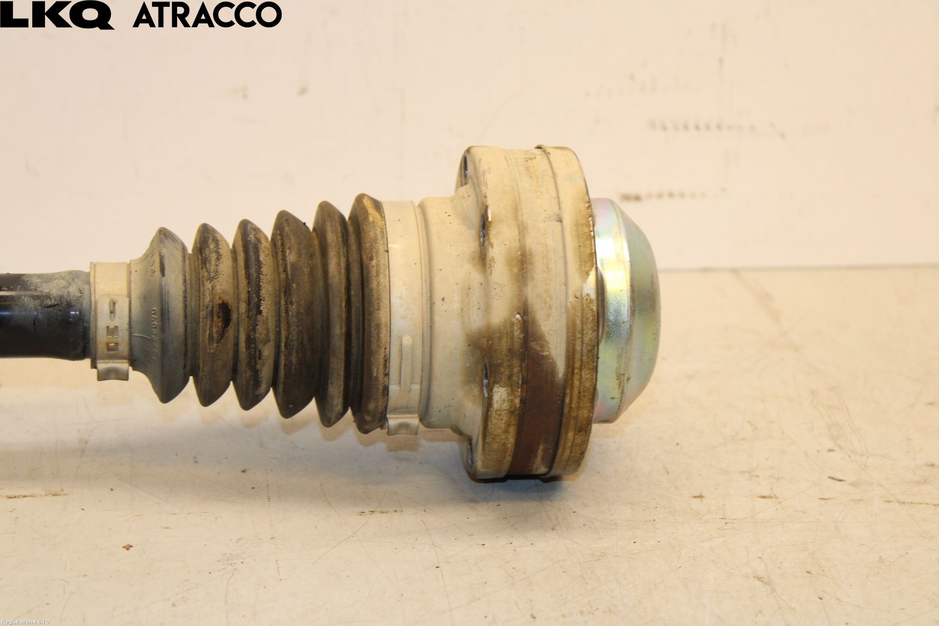 Volkswagen VW CADDY 11-15 Drivaxel Fram Vänster