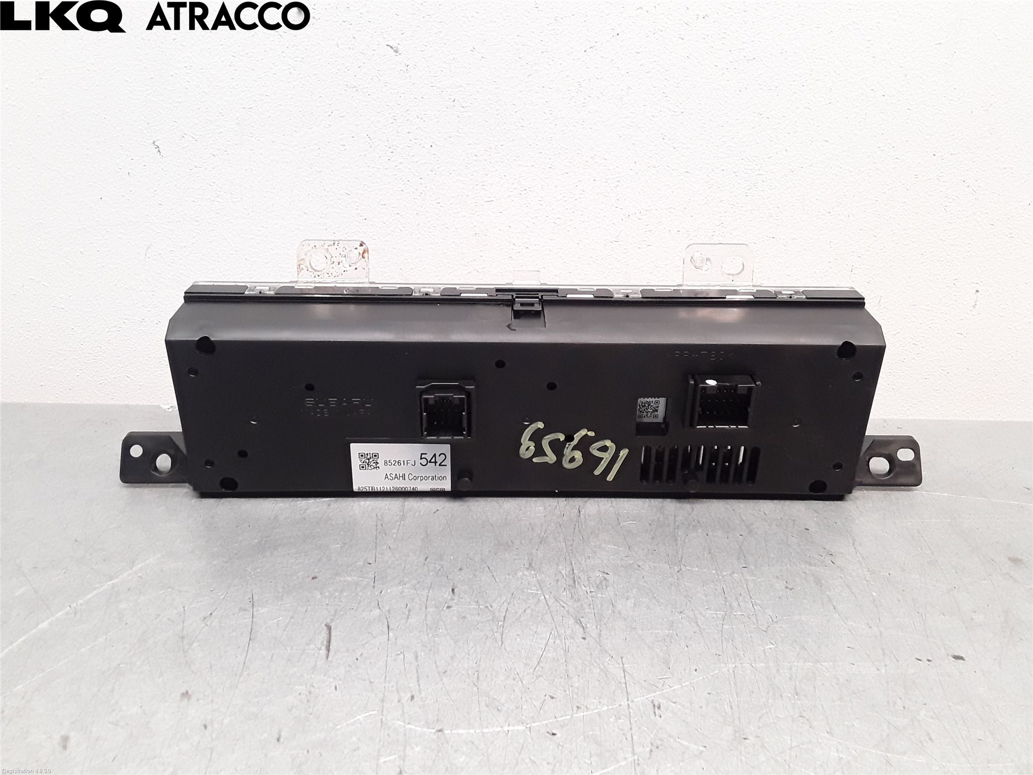 Subaru XV 12-17 Instrumentkonsoll Mitt