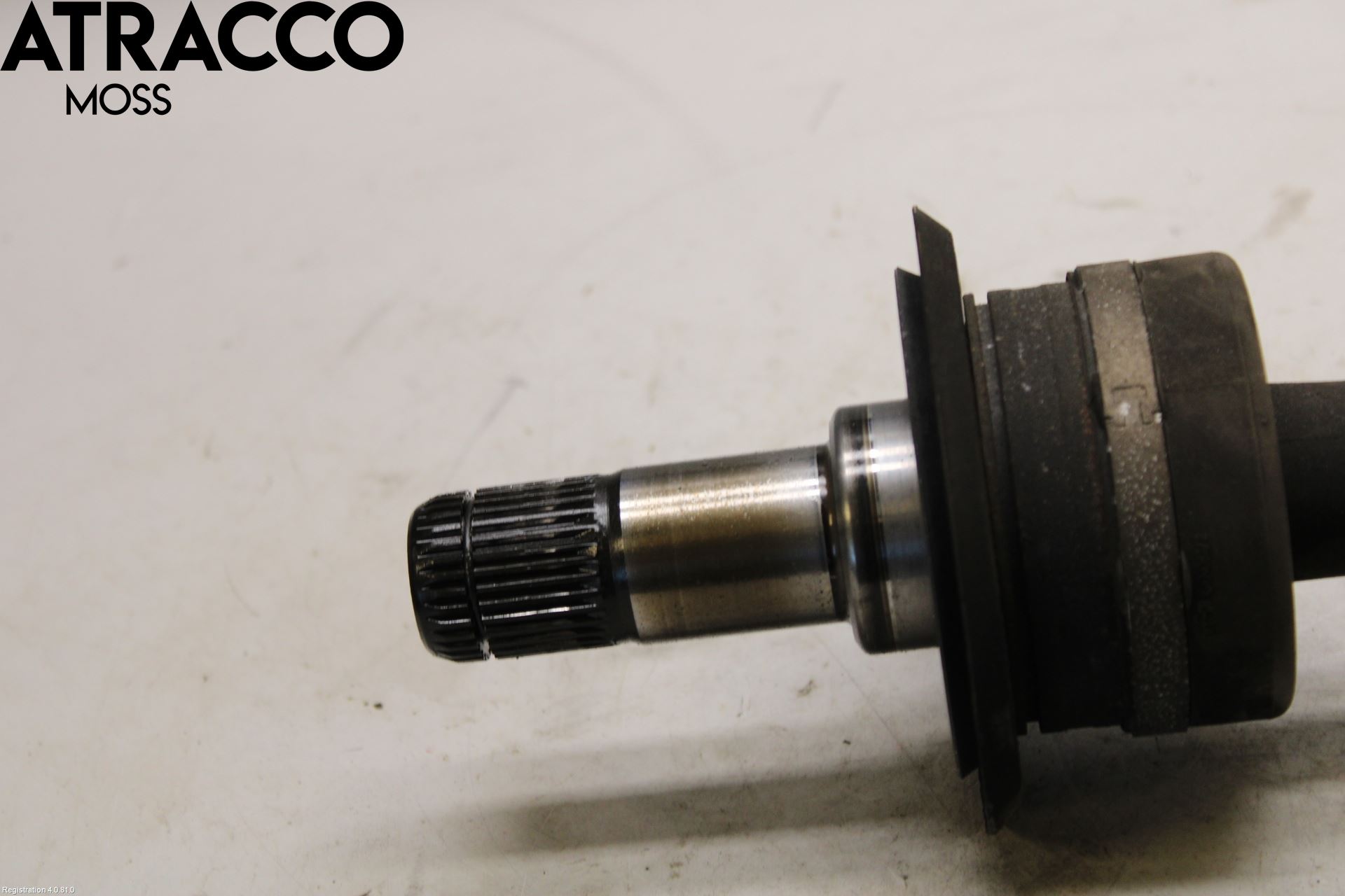 BMW 5 G30/G31/F90 17-23 Drivaxel Bak Vänster