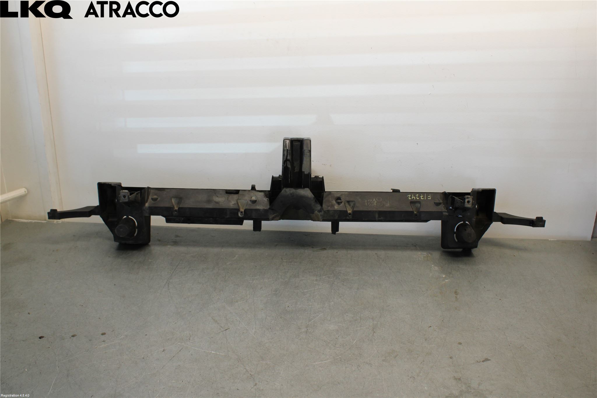 Peugeot 3008 09-16 Stötfångarbärjärn Fram