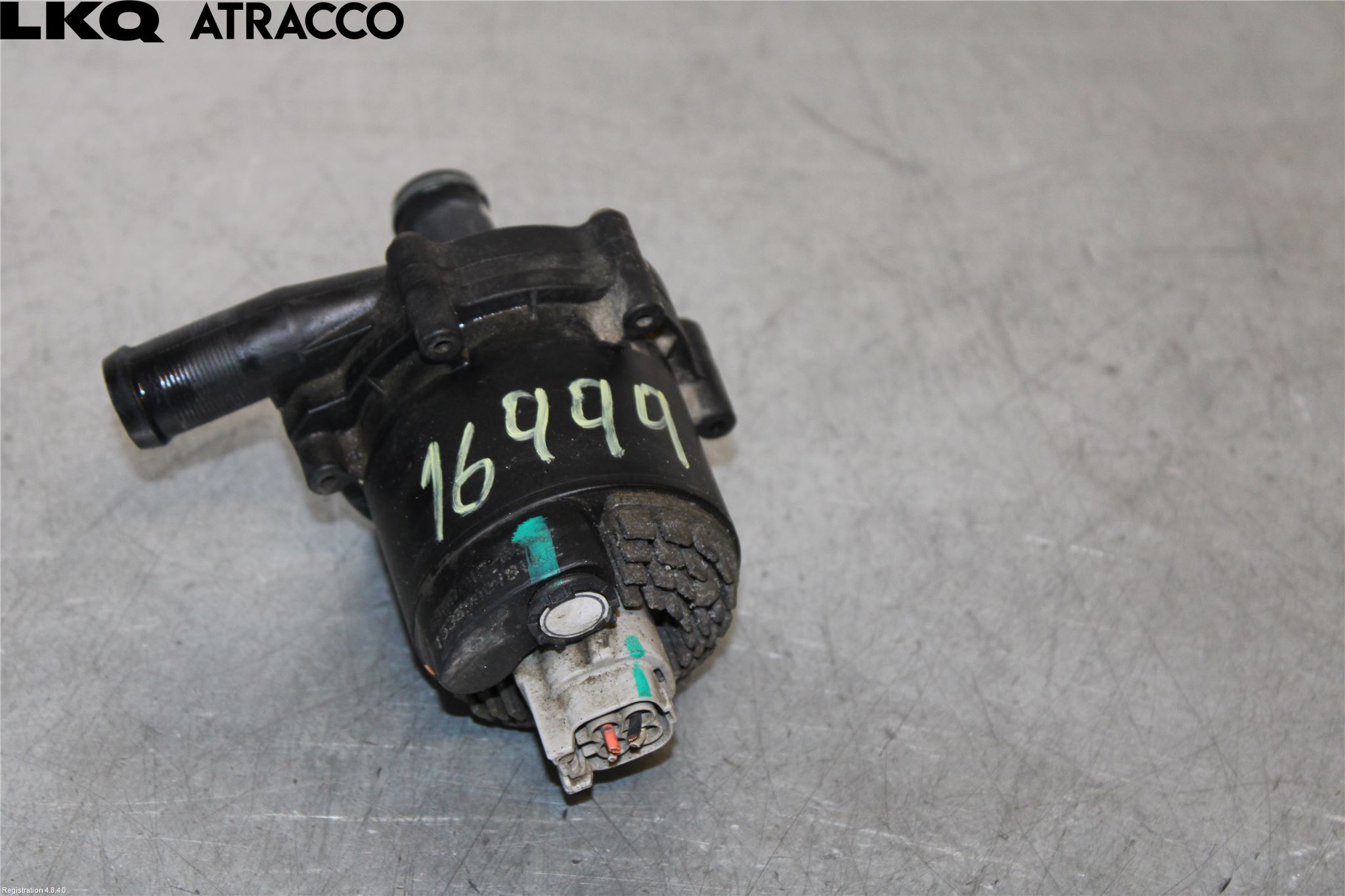 Tesla MODEL S 13- Vattenpump