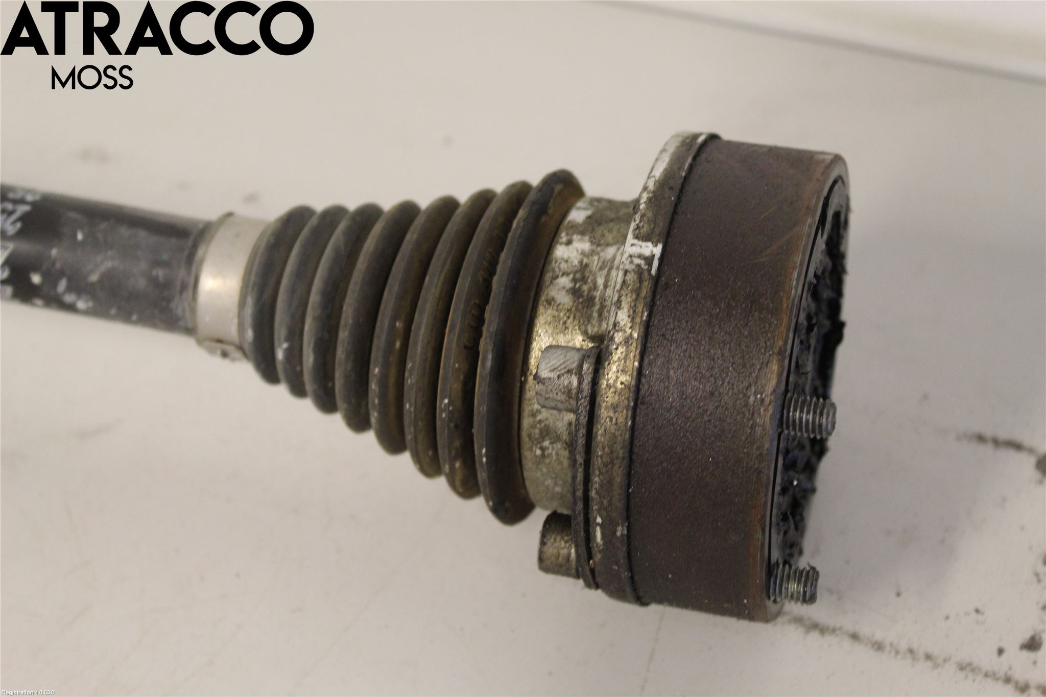 Volkswagen VW GOLF PLUS/CROSS GOLF 04-14 Drivaxel Fram Vänster
