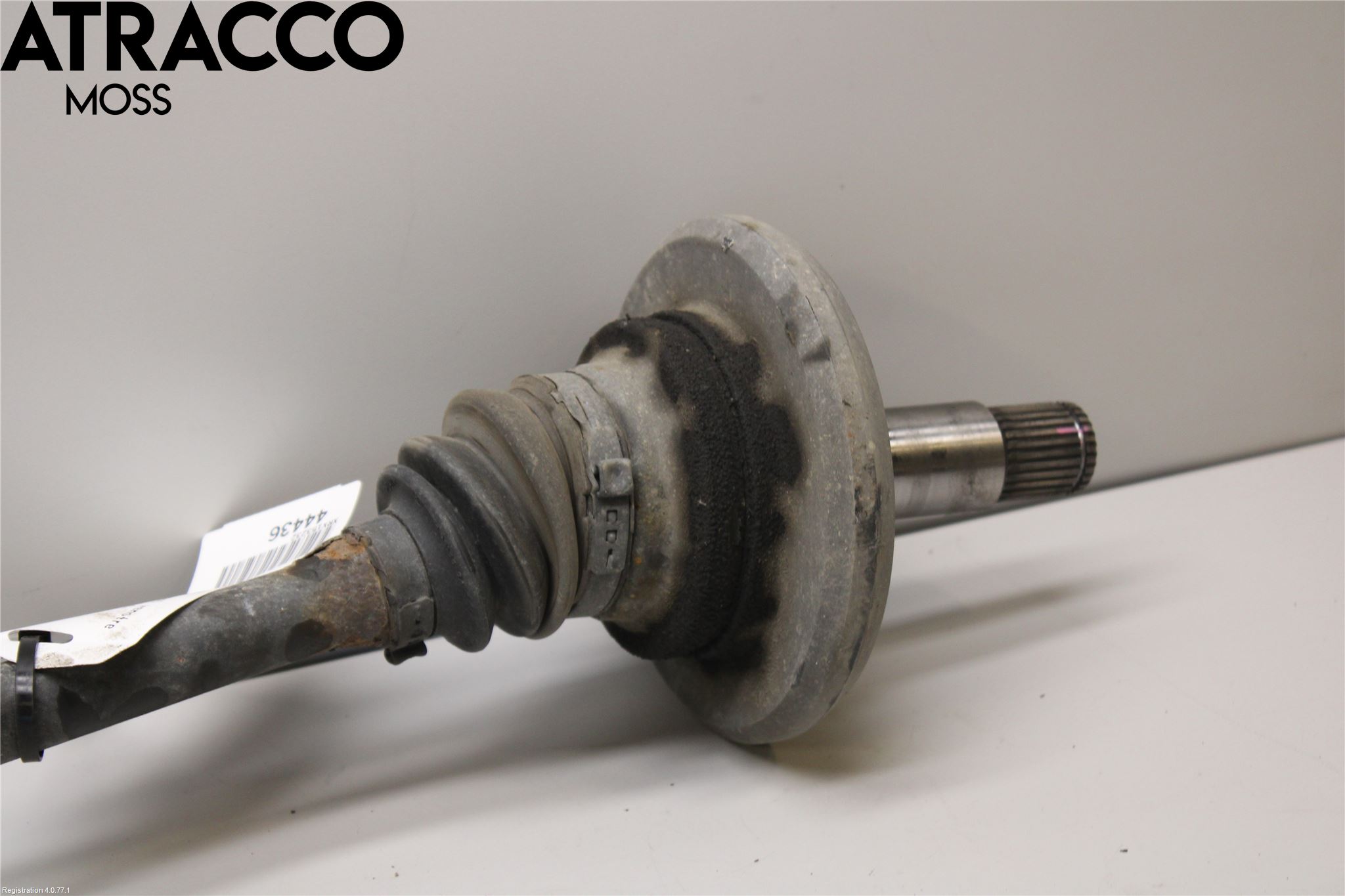 Mercedes-Benz MB C-KLASS (W205) 14-21 Drivaxel Bak Vänster