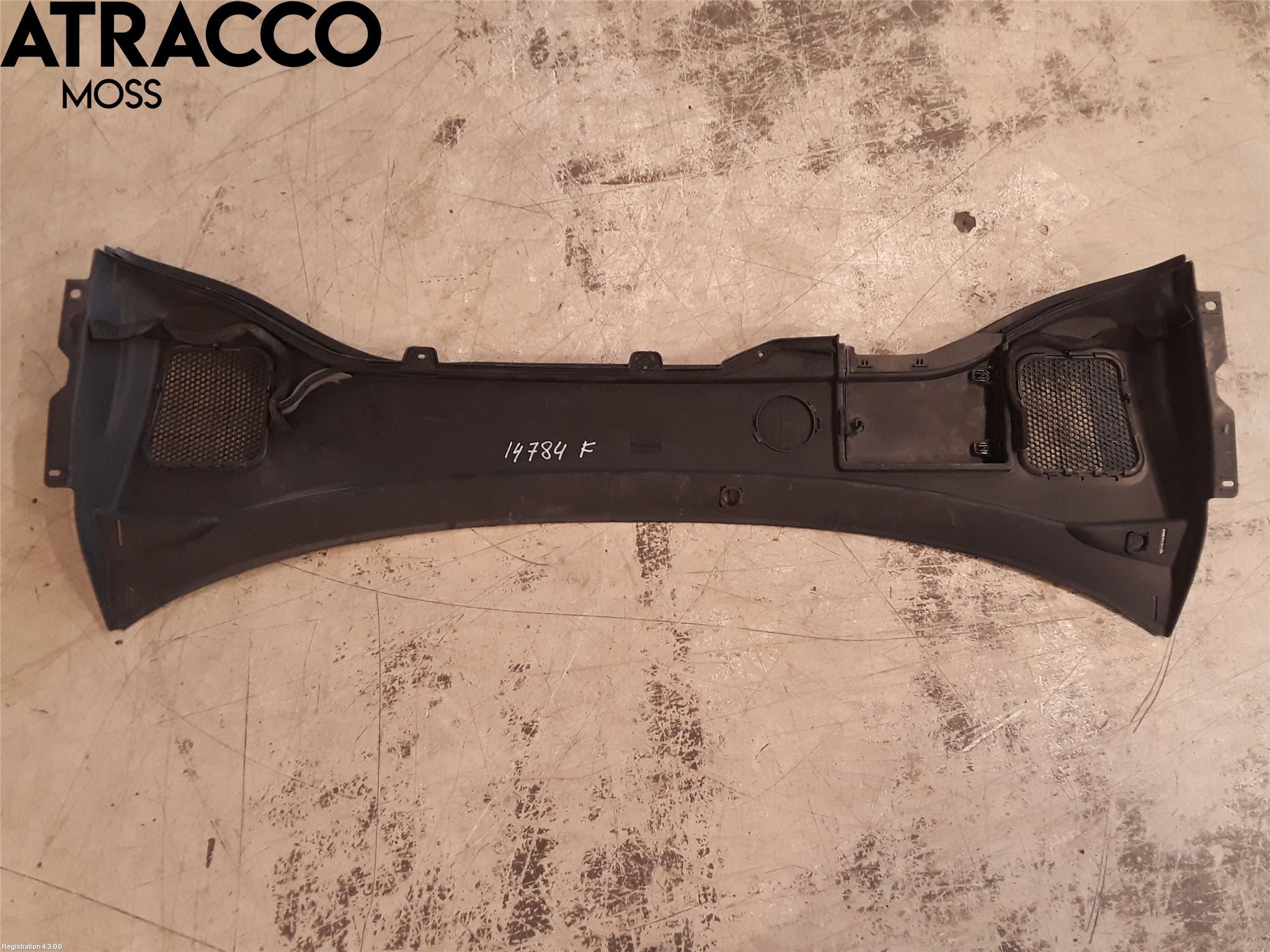 Volvo V60 11-13 Torpedplåt-Torpedplast