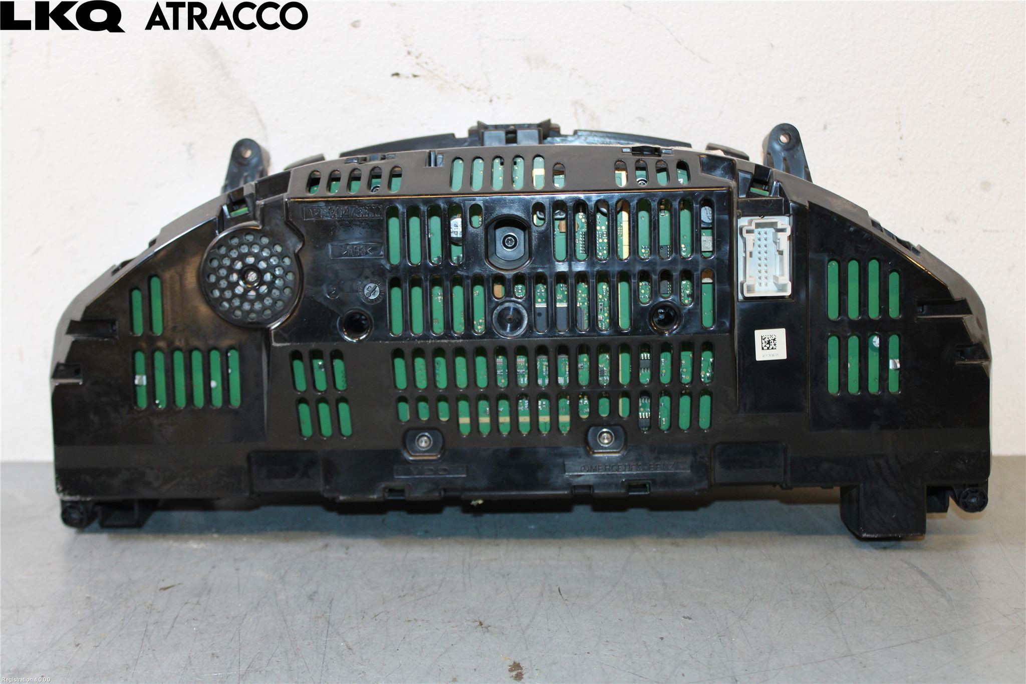 Mercedes-Benz MB E-KLASS (W212) 09-16 Instrument Hast