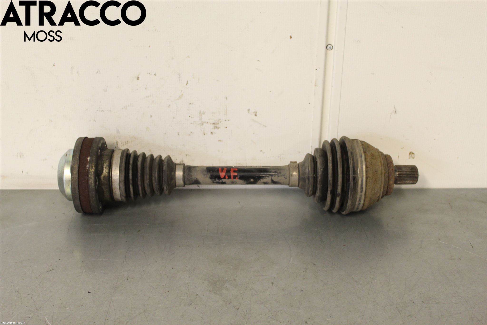 Volkswagen VW TIGUAN 07-16 Drivaxel Fram Vänster