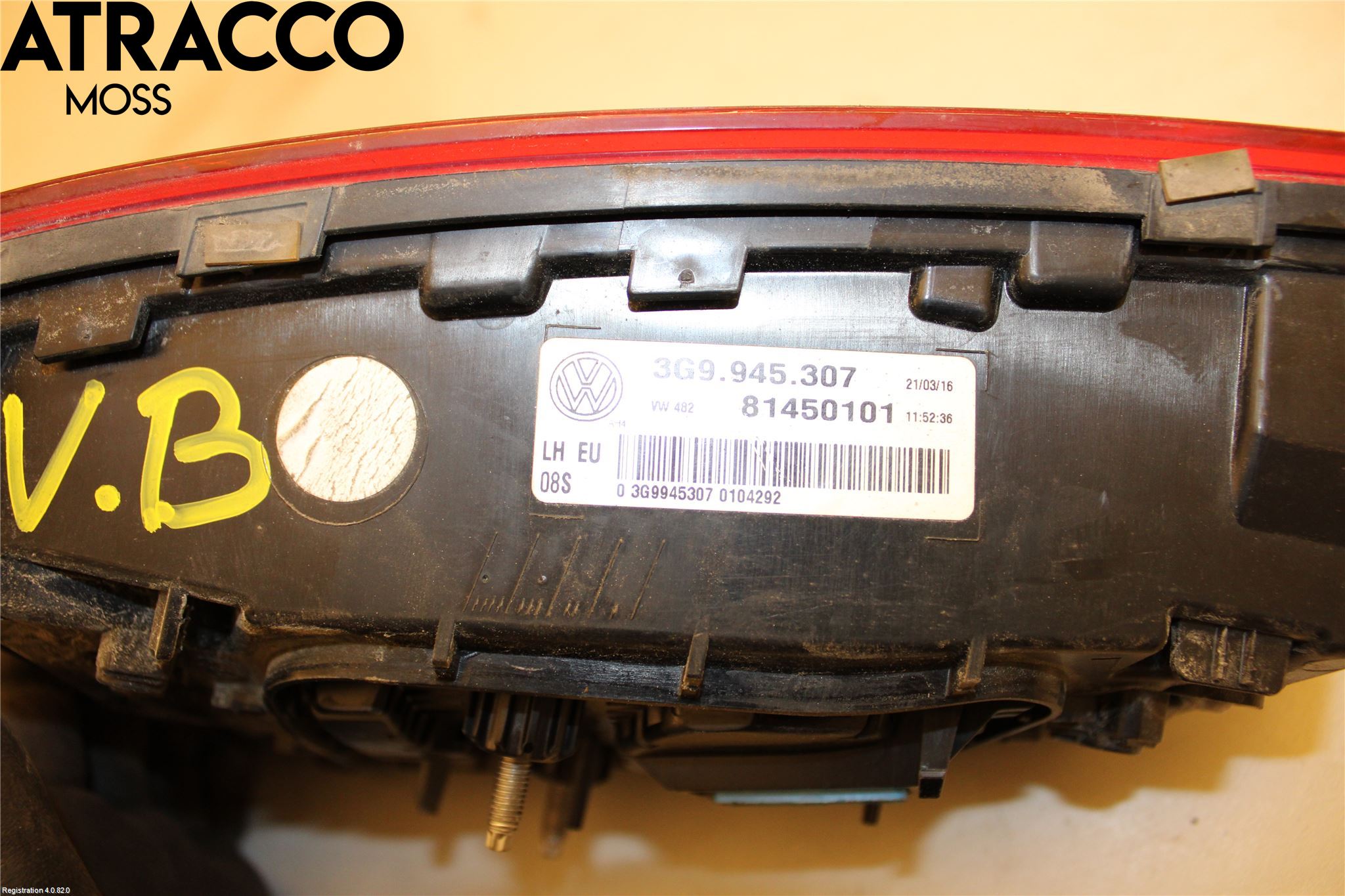Volkswagen VW PASSAT 15-19 Bakljus Lucka Vä