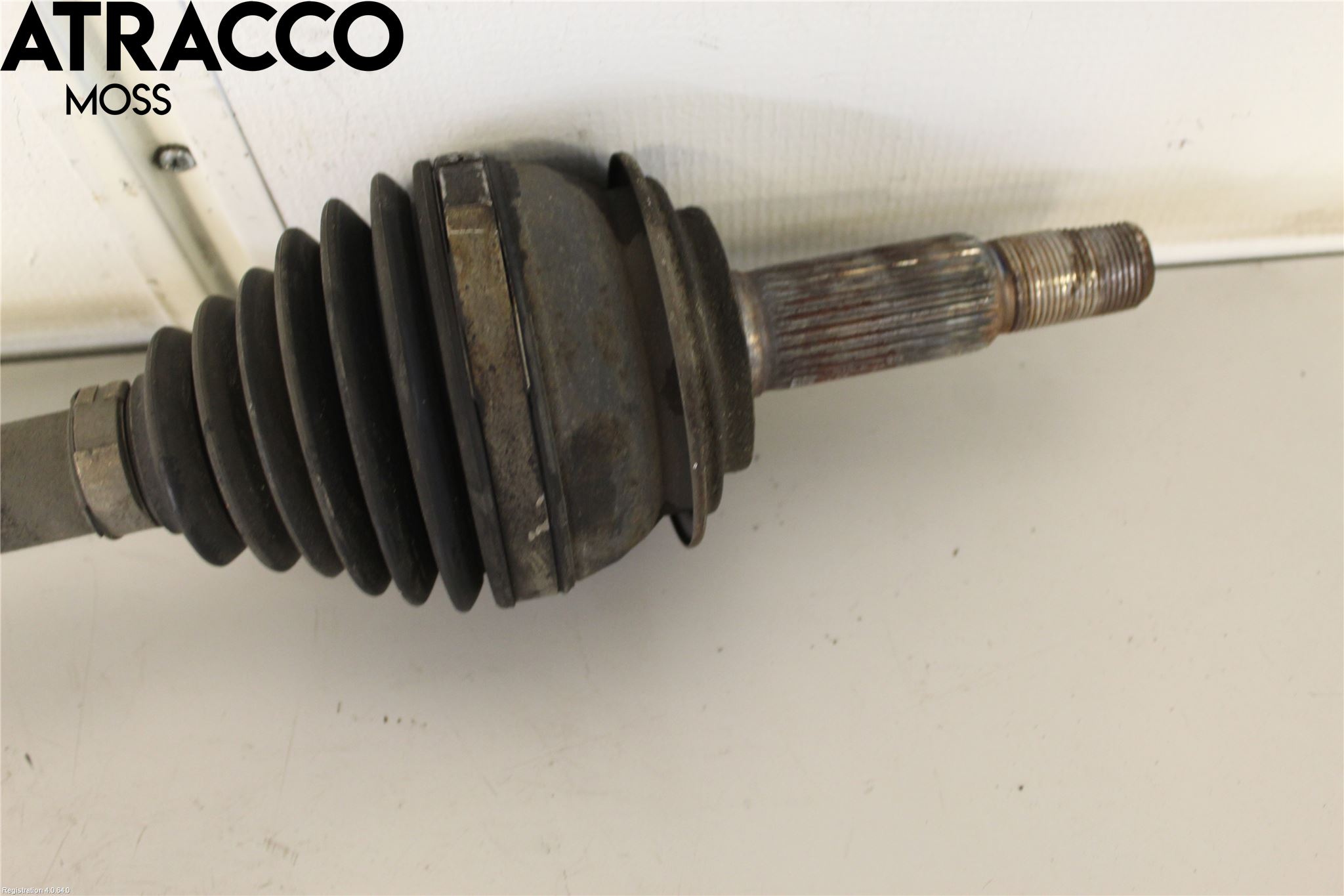 Toyota PRIUS+ ZVW40 12-20 Drivaxel Fram Höger