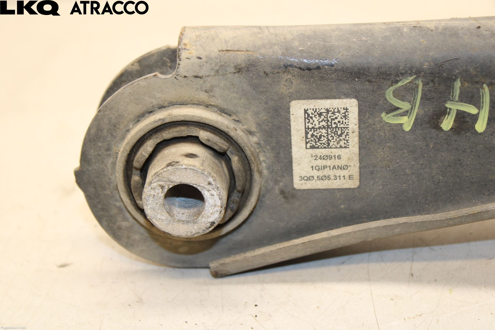 Volkswagen VW PASSAT 15-19 Bärarm Bak Höger