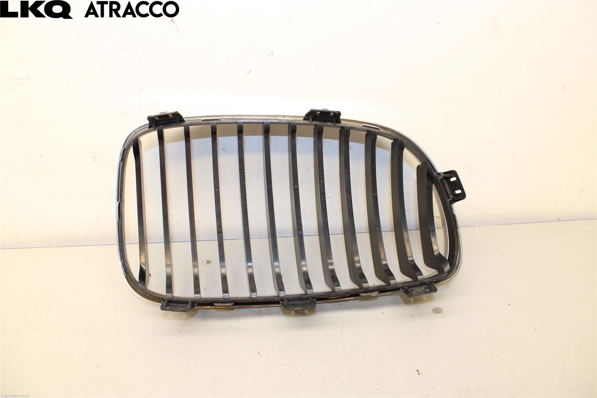BMW 1 E87/81 5D/3D 03-11 Grilldel Vänster