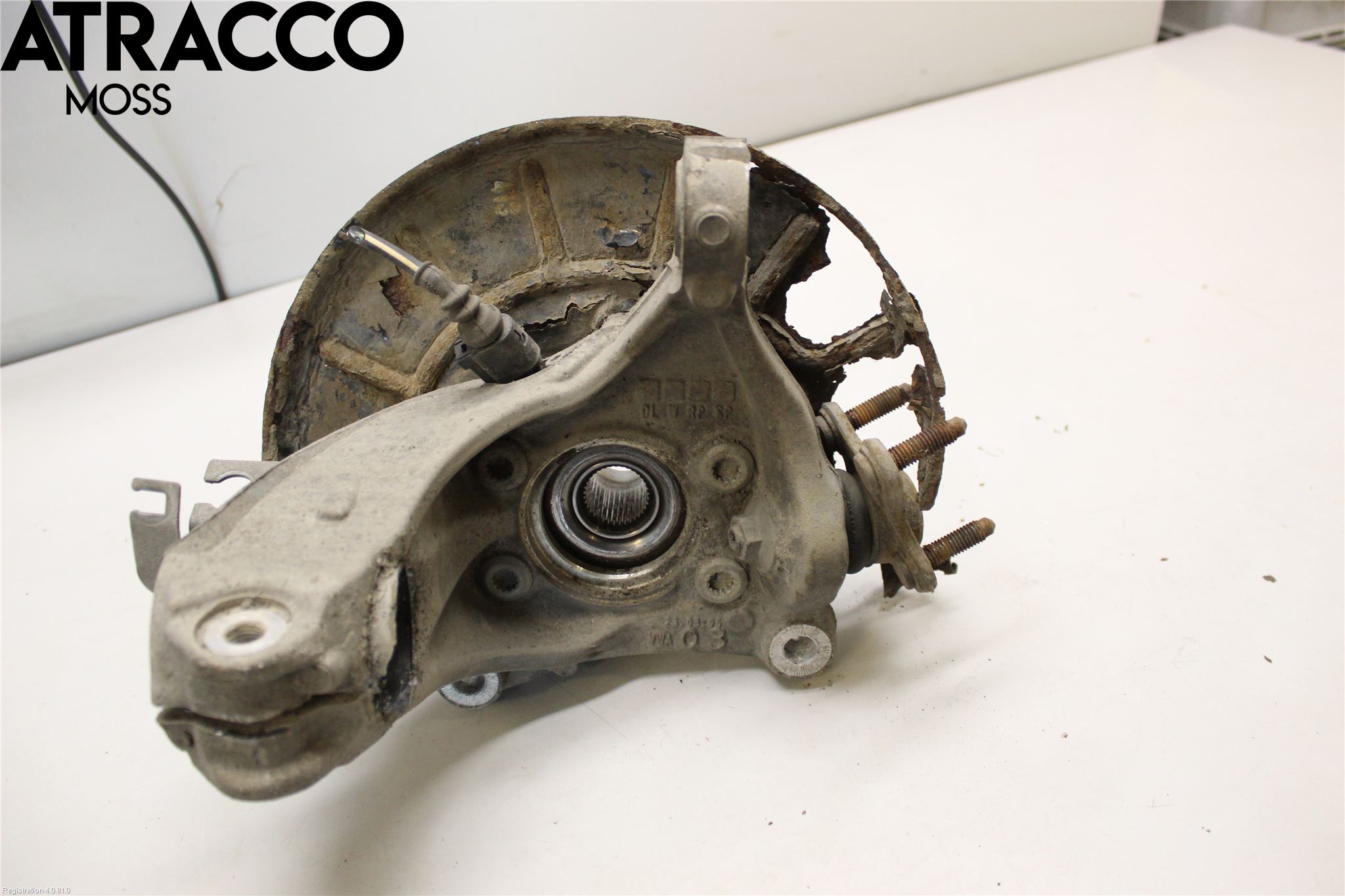 Volkswagen VW PASSAT 11-14 Styrspindel Lagerhus Hö