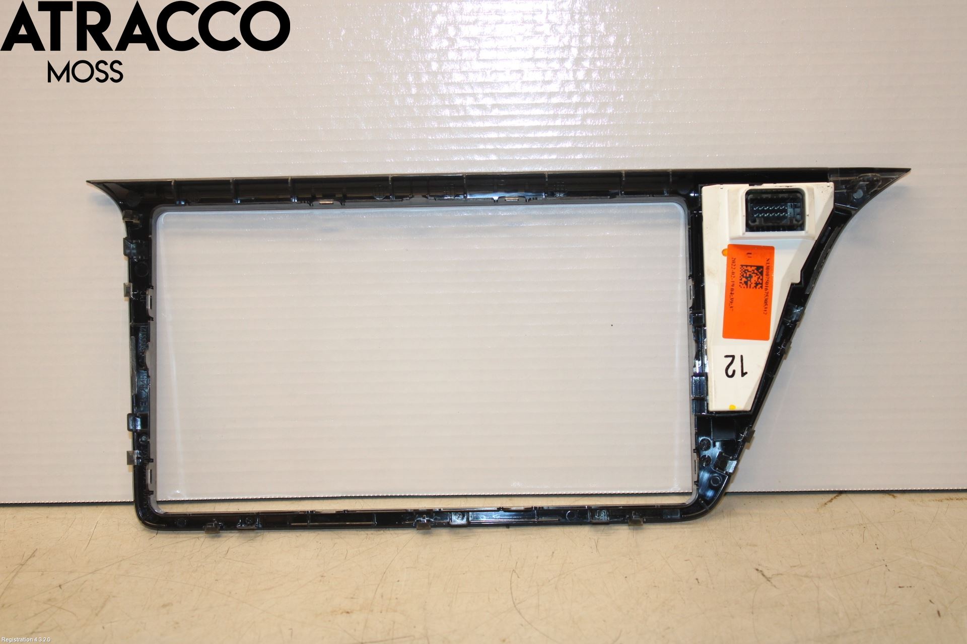 Toyota C-HR 16-23 Instrument-Radio Sarg