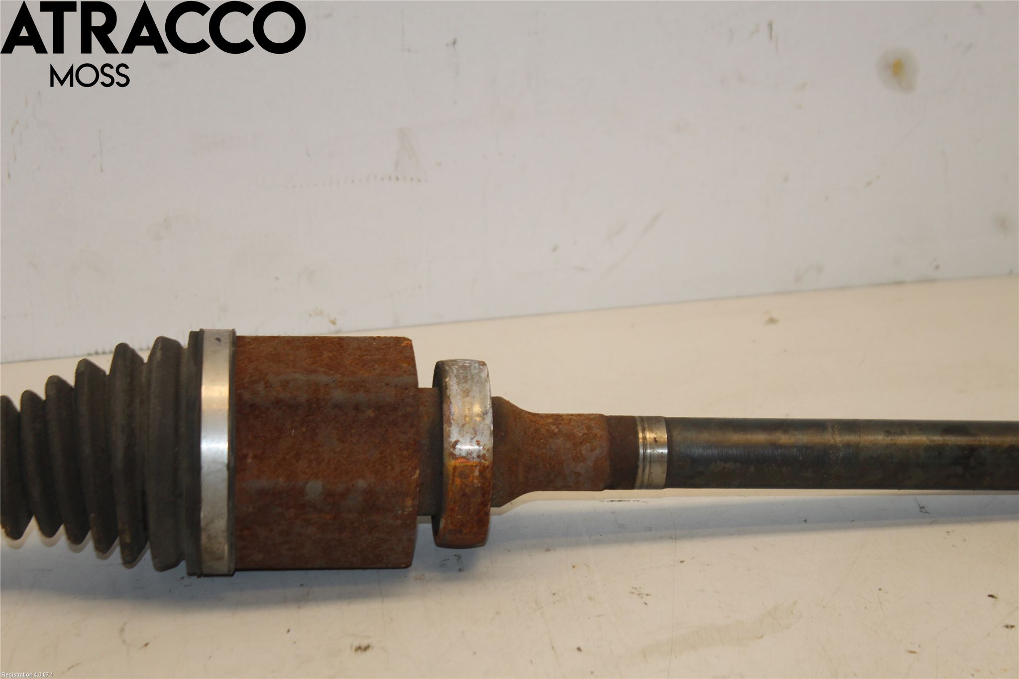 Ford KUGA 08-12 Drivaxel Fram Vänster