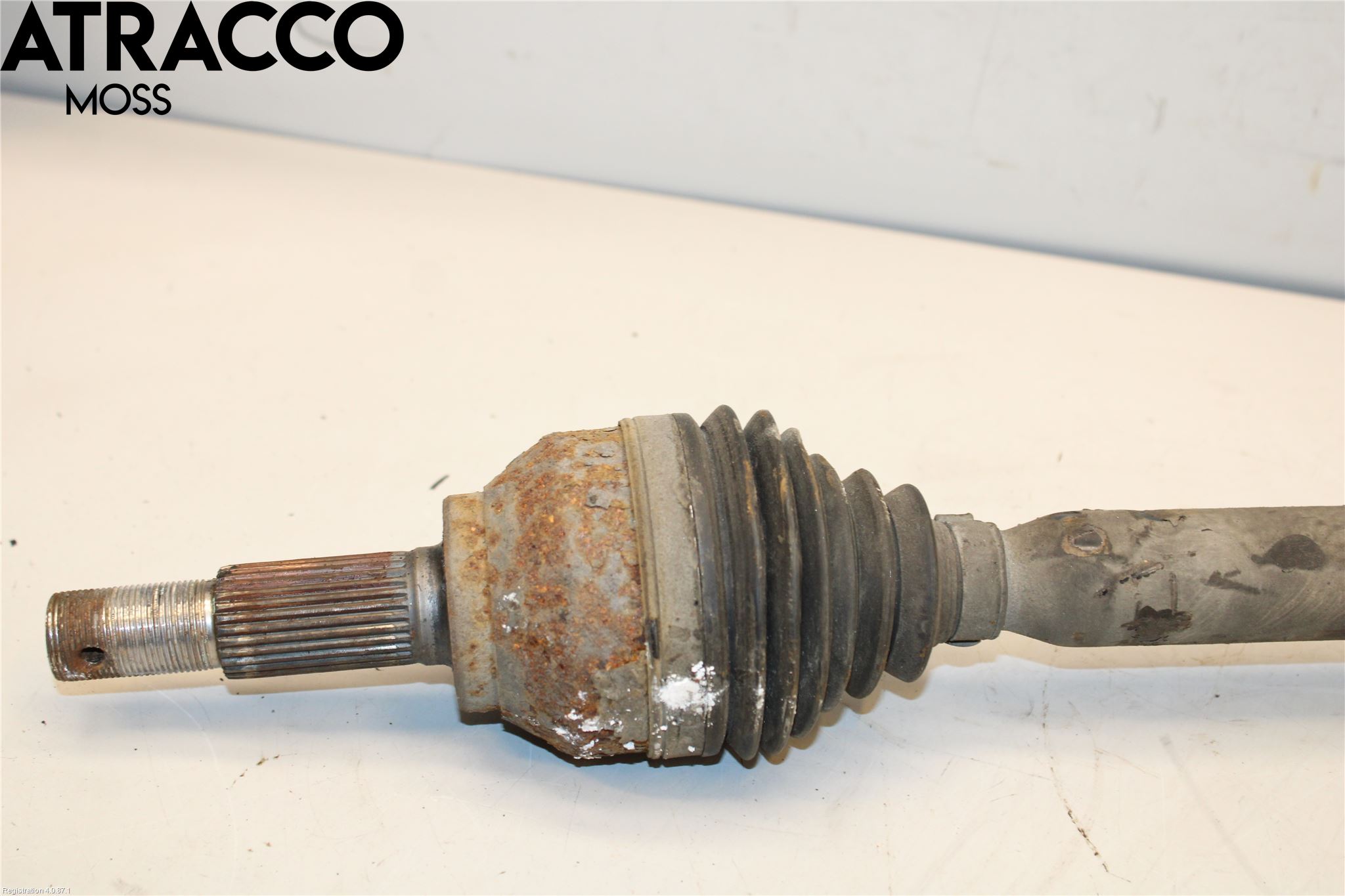 Nissan LEAF 11-17 Drivaxel Fram Höger