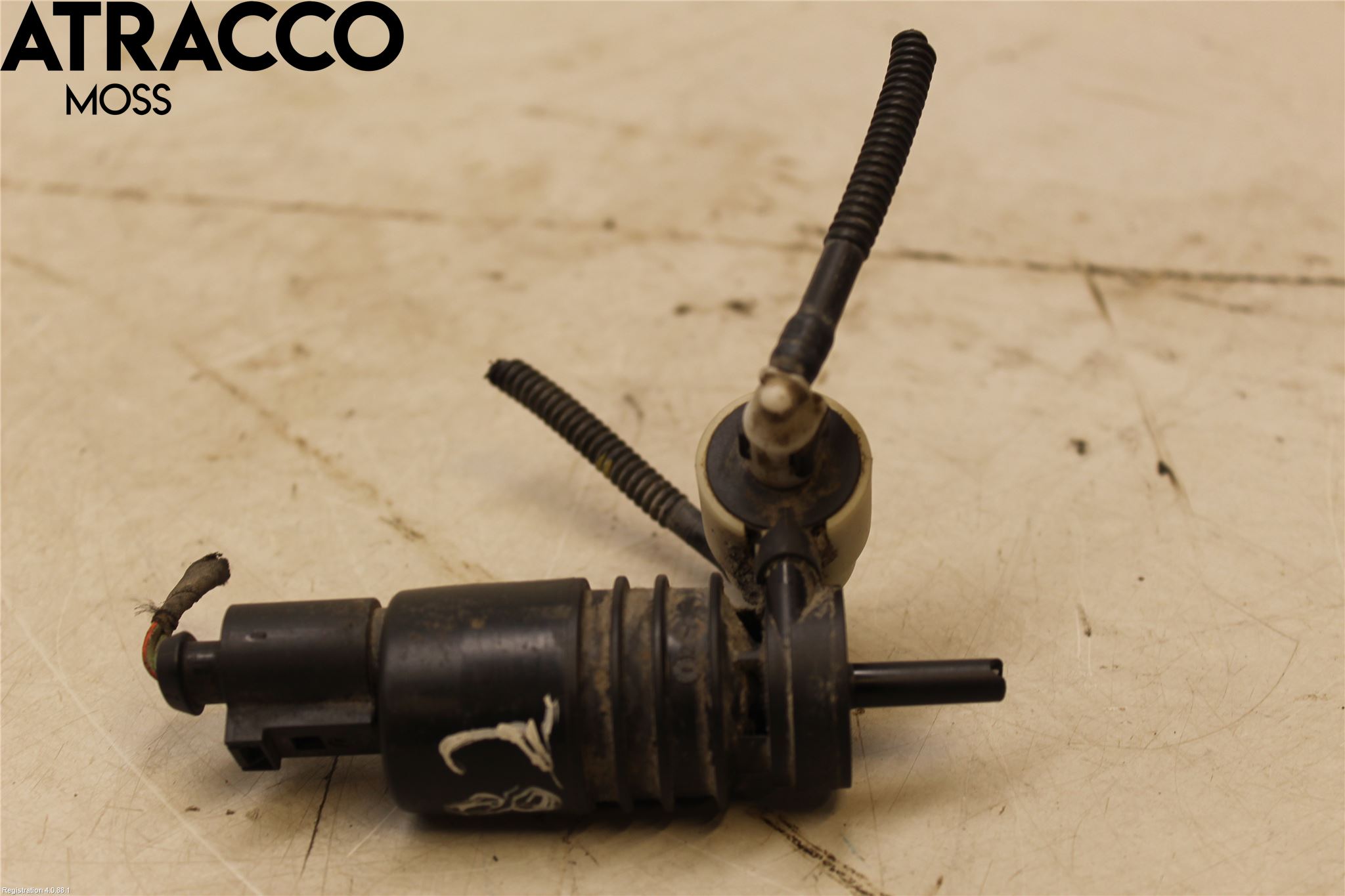 Volkswagen VW GOLF VI 09-13 Spolarpump Vindruta