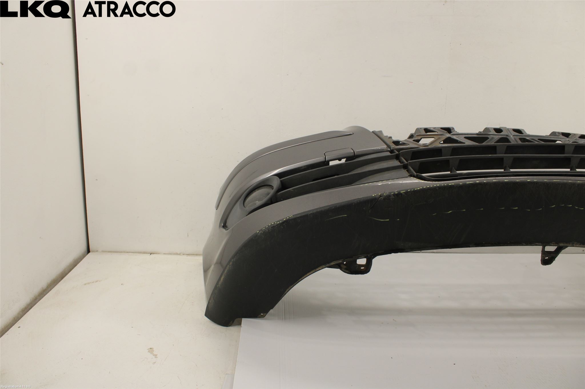 Volkswagen VW TOURAN 03-10 Stötfångare Fram