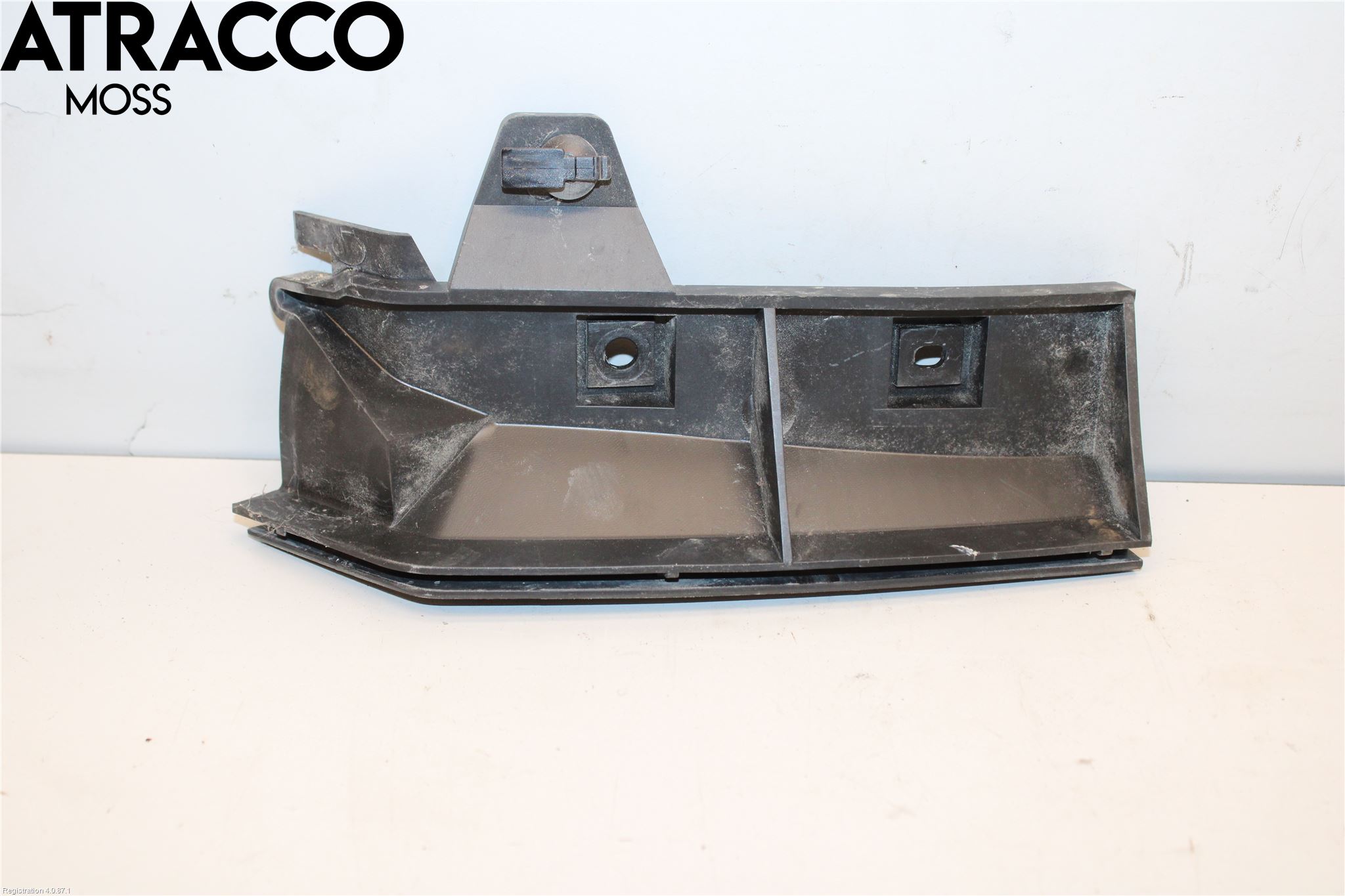 Volvo V50 04-07 Stötfångarfäste Bak Hö