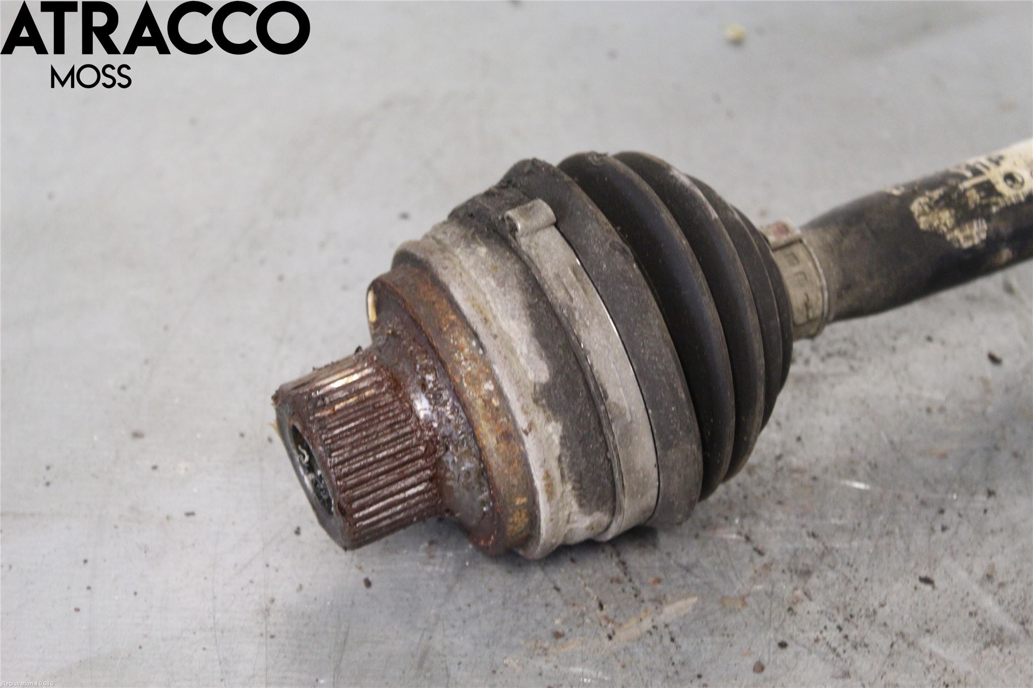 Audi A4/S4 08-11 Drivaxel Fram Höger