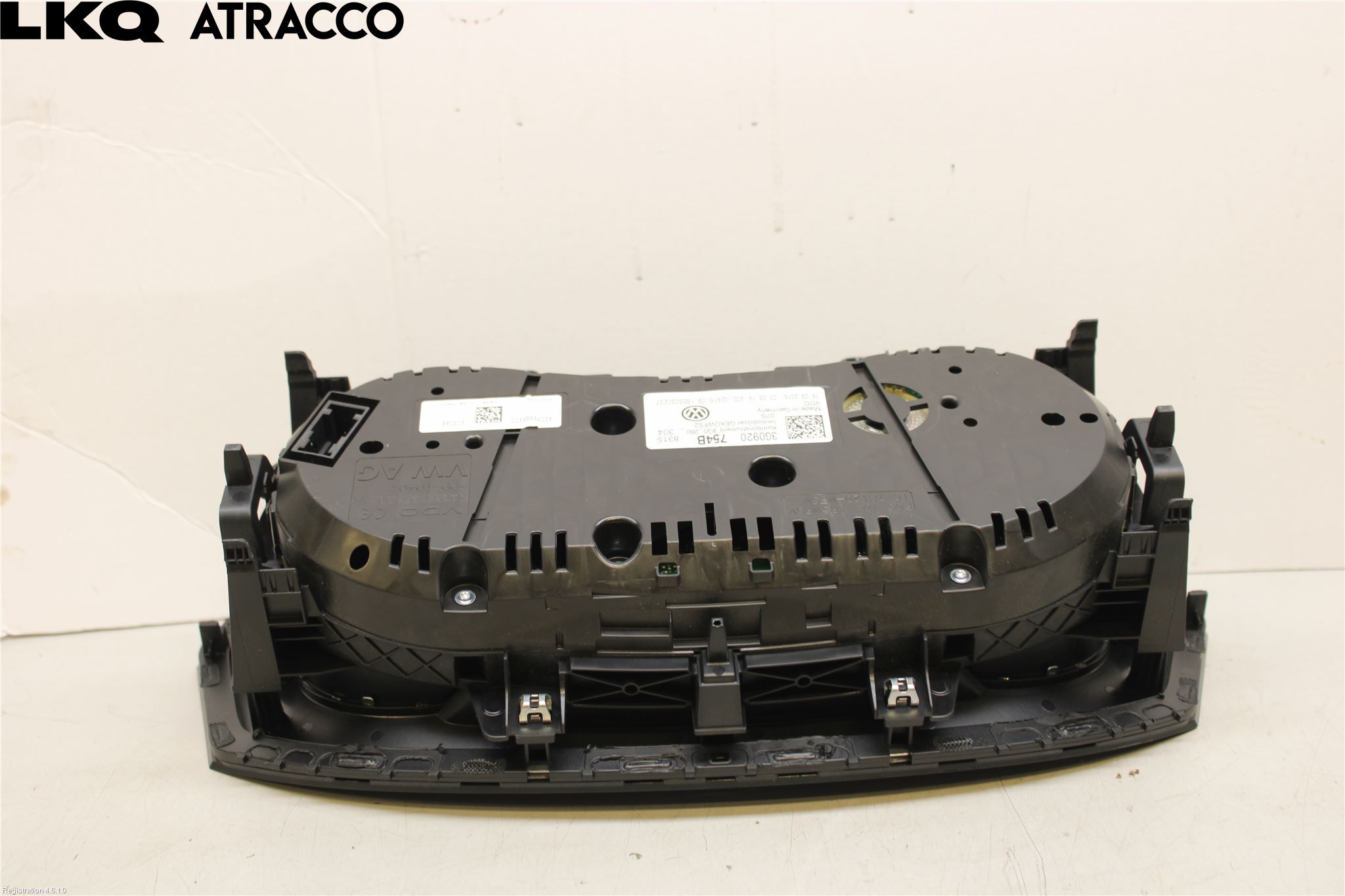 Volkswagen VW PASSAT 15-19 Instrument Komb