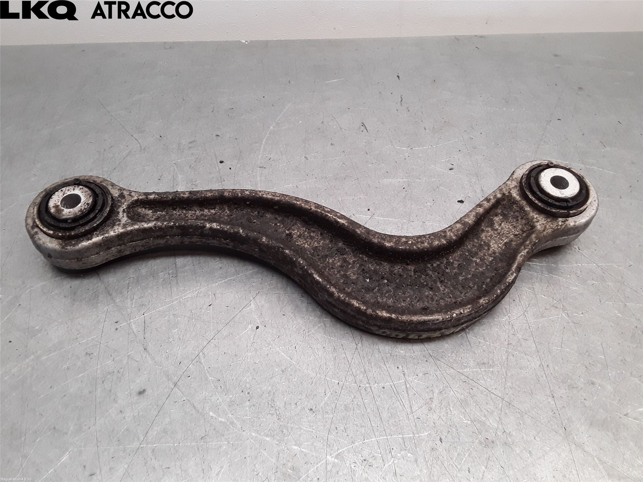 Porsche TAYCAN 20- Bärarm Bak Höger