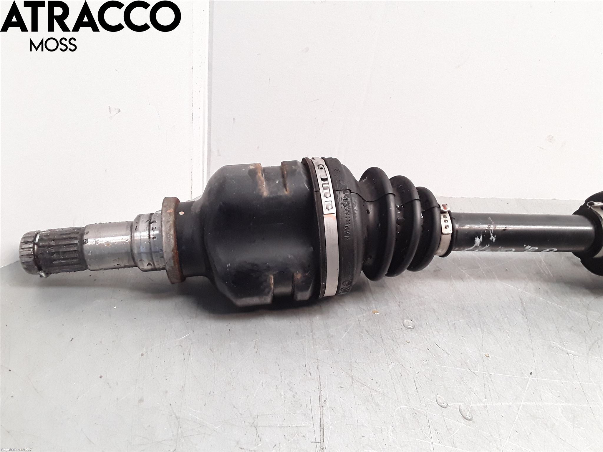Toyota YARIS XP130 15-20 Drivaxel Fram Höger