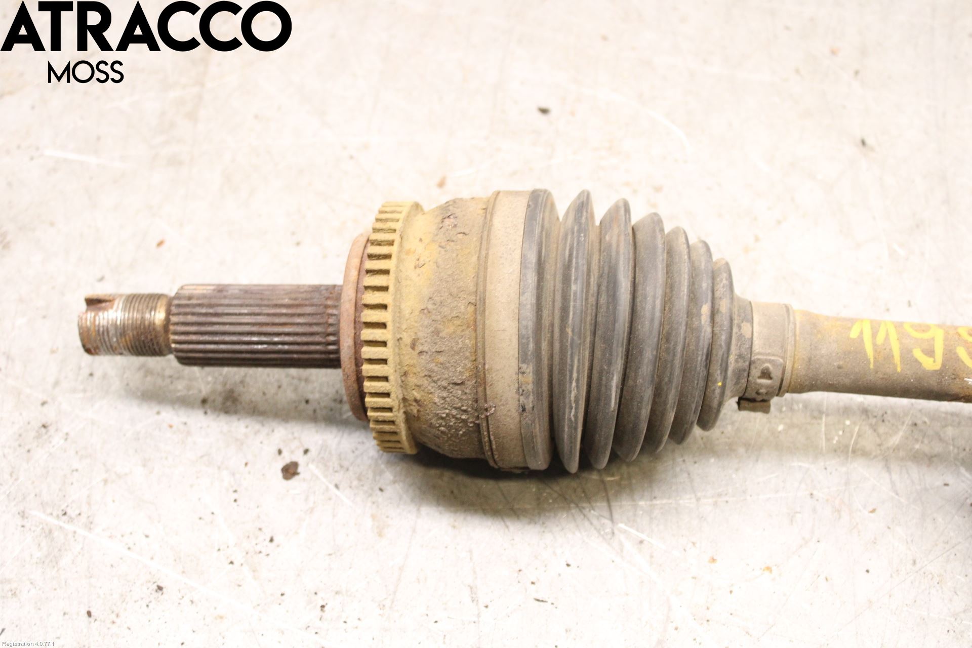 Kia CEED 12-18 Drivaxel Fram Vänster