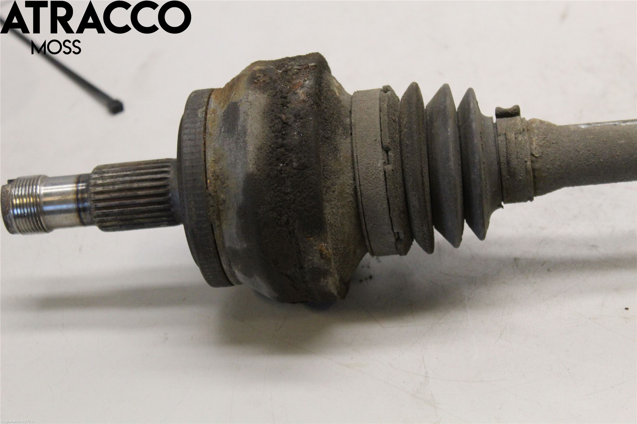 Mercedes-Benz MB E-KLASS (W212) 09-16 Drivaxel Bak Vänster