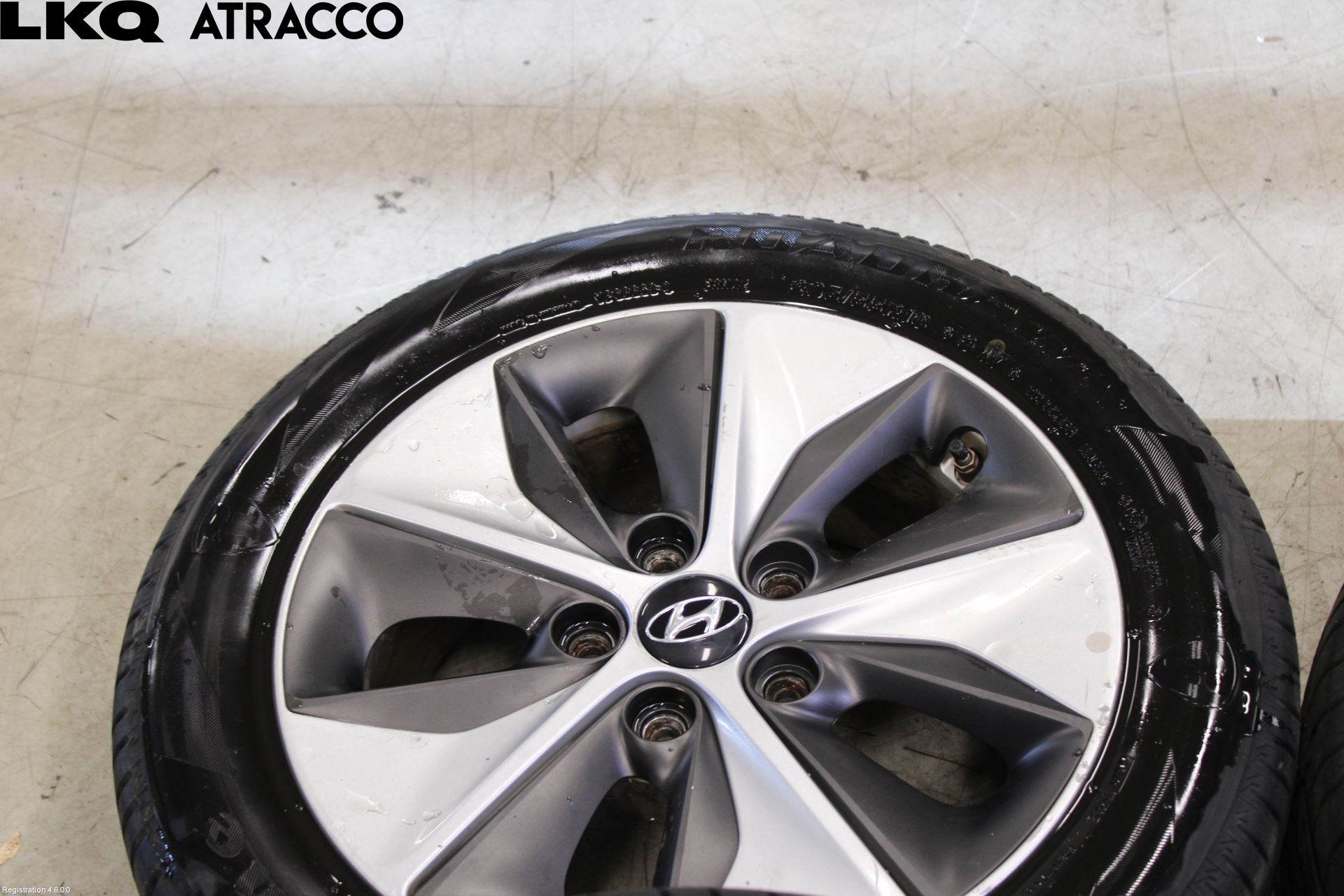 Hyundai IONIQ AE 17-22 Sommardäck Alumfälg 4St
