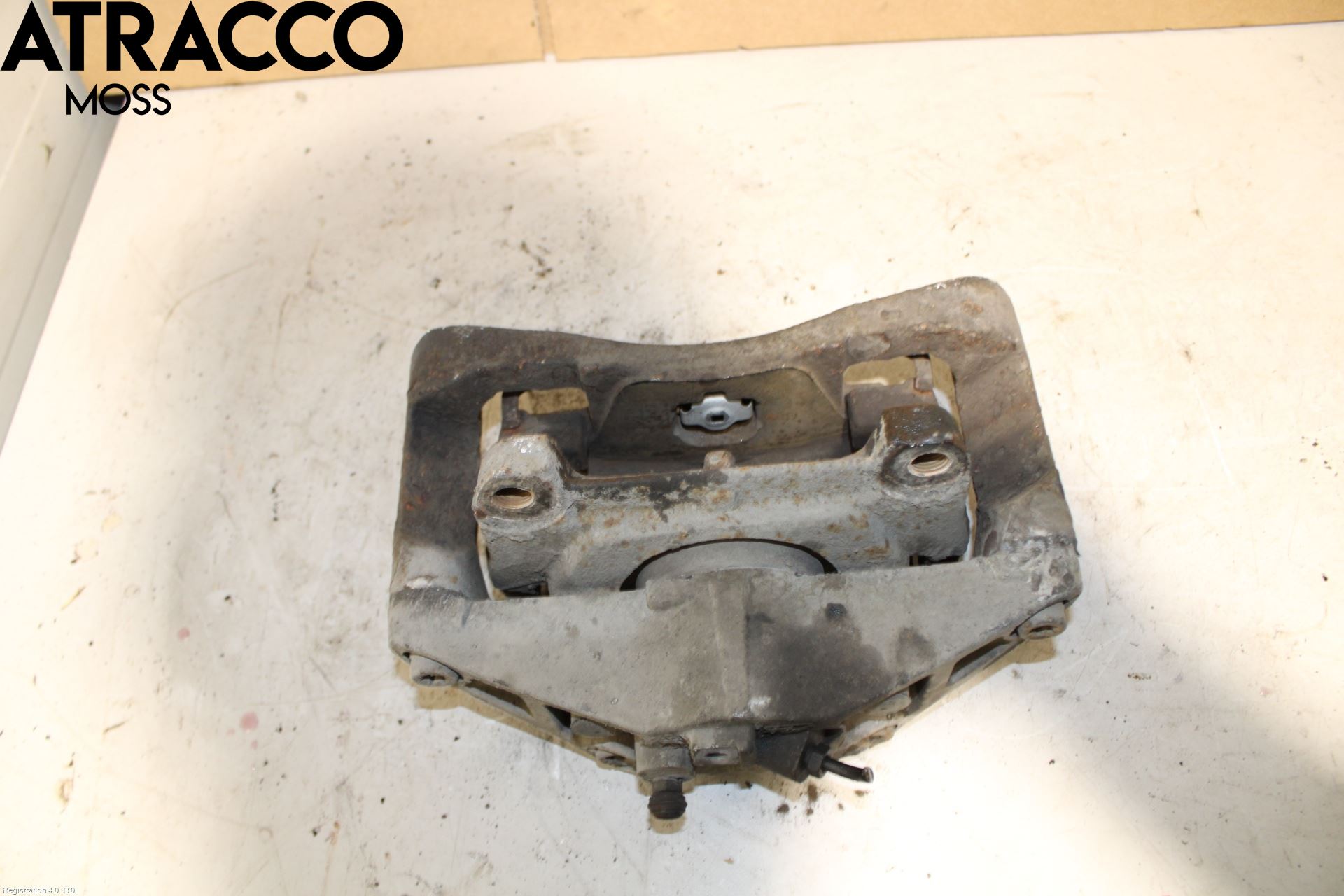 Audi A8/S8 4D 94-02 Bromsok Fram Vänster