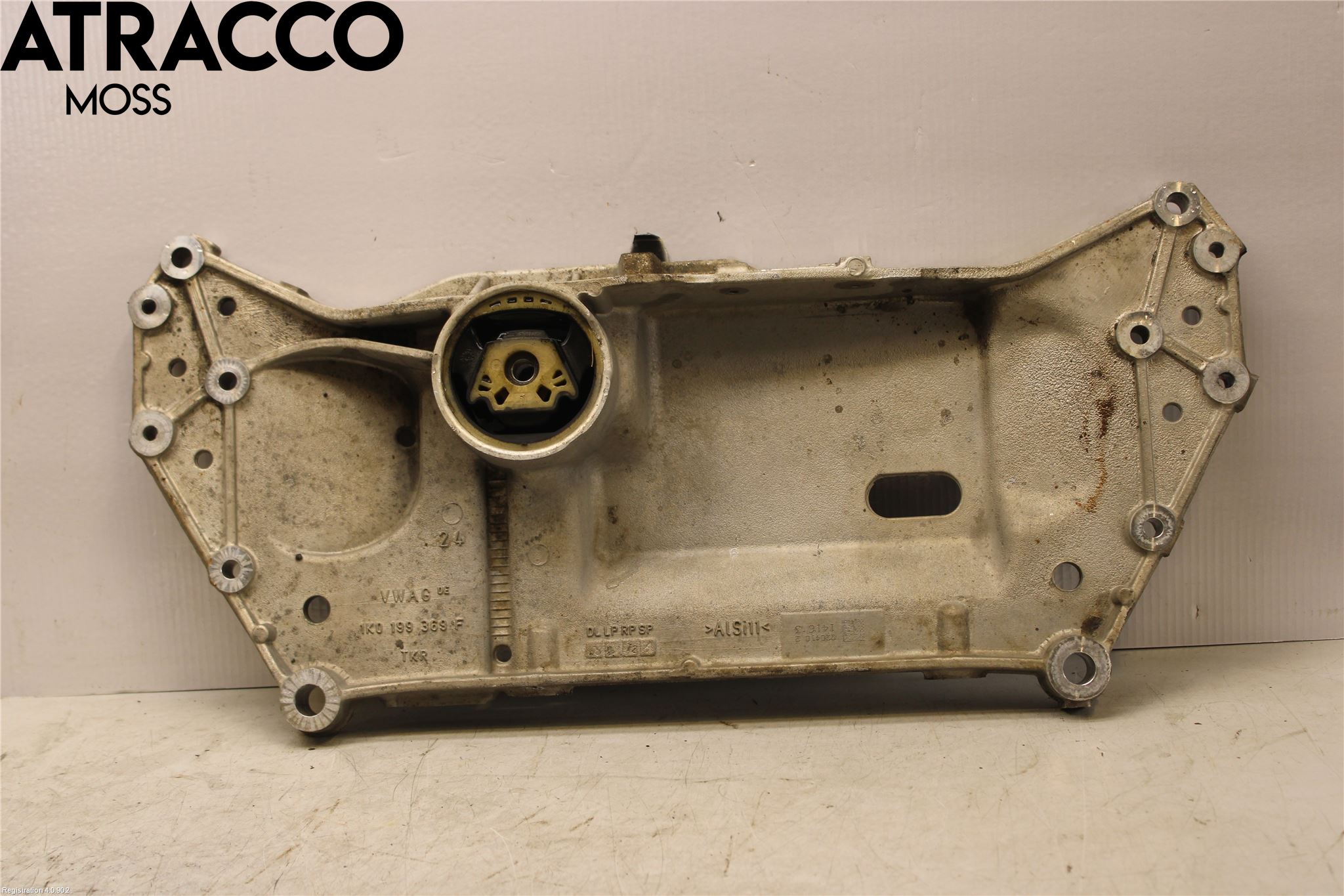 Volkswagen VW GOLF VI 09-13 Framvagnsbalk