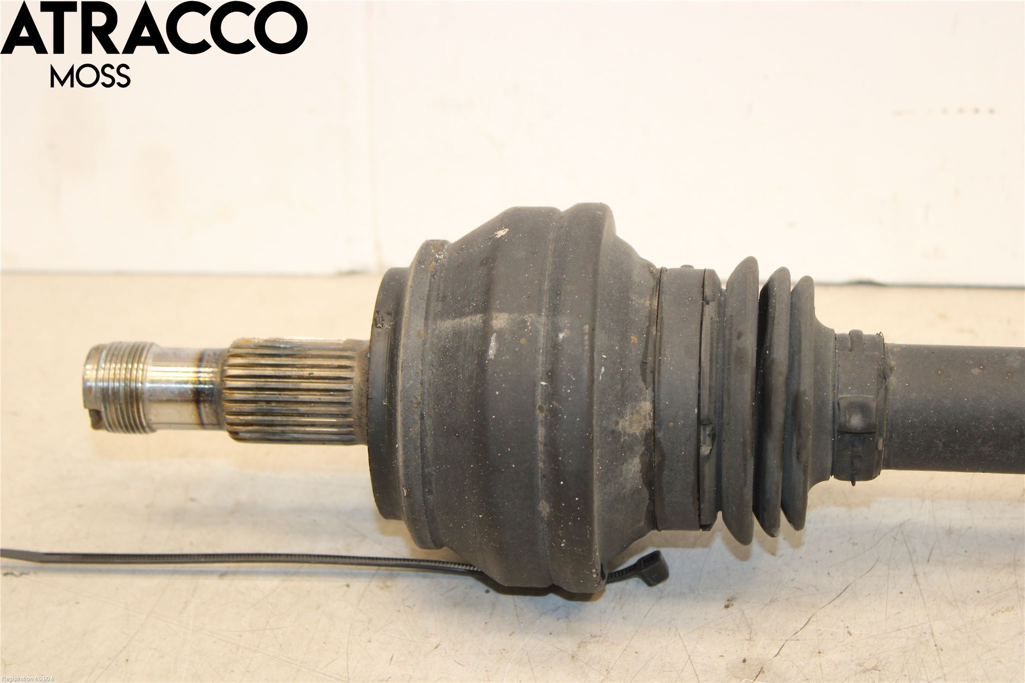 Mercedes-Benz MB E-KLASS (W213) 16-23 Drivaxel Bak Höger