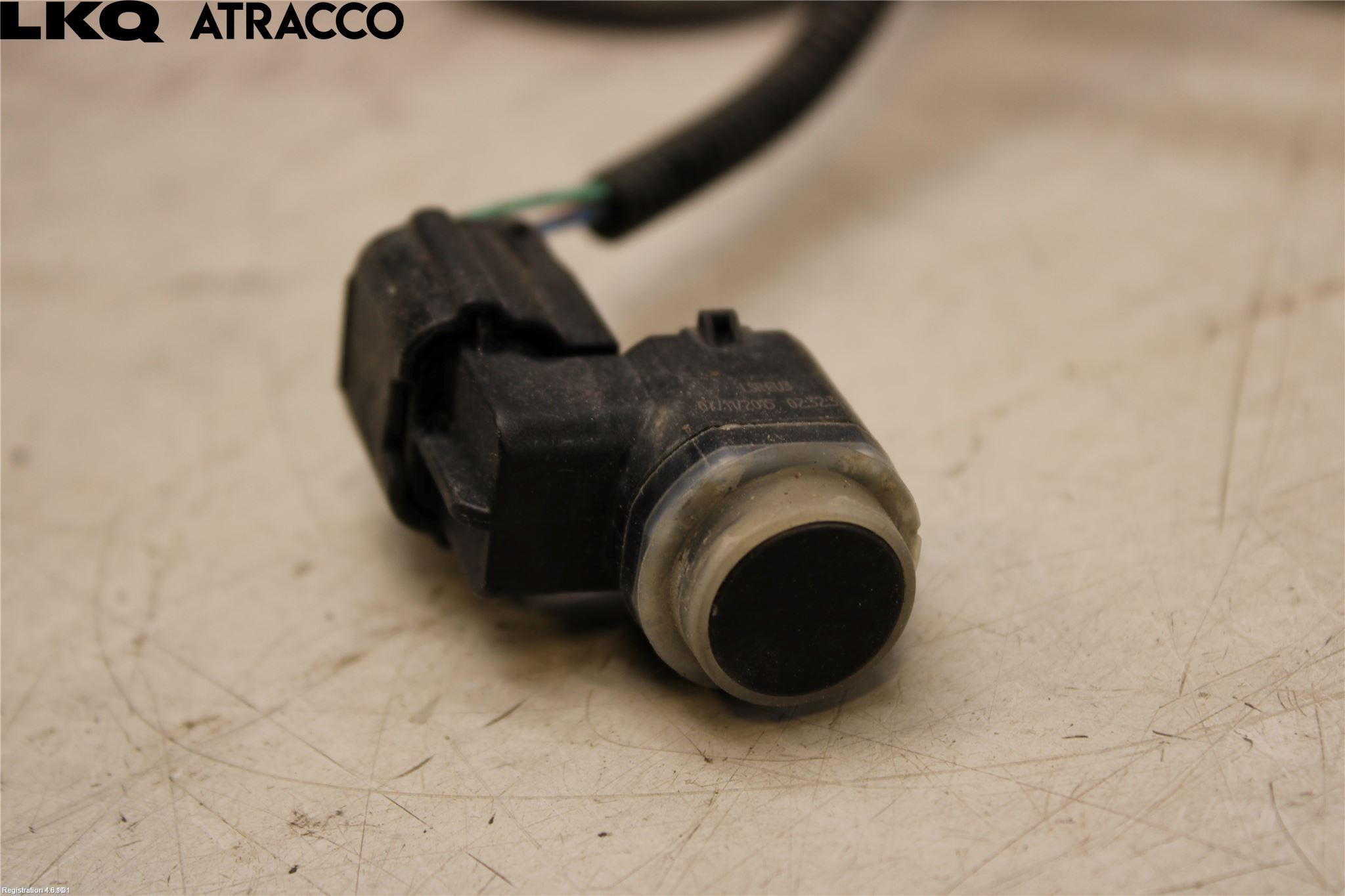 Renault TRAFIC/E-TECH 15- Parkeringshjälp Backsensor