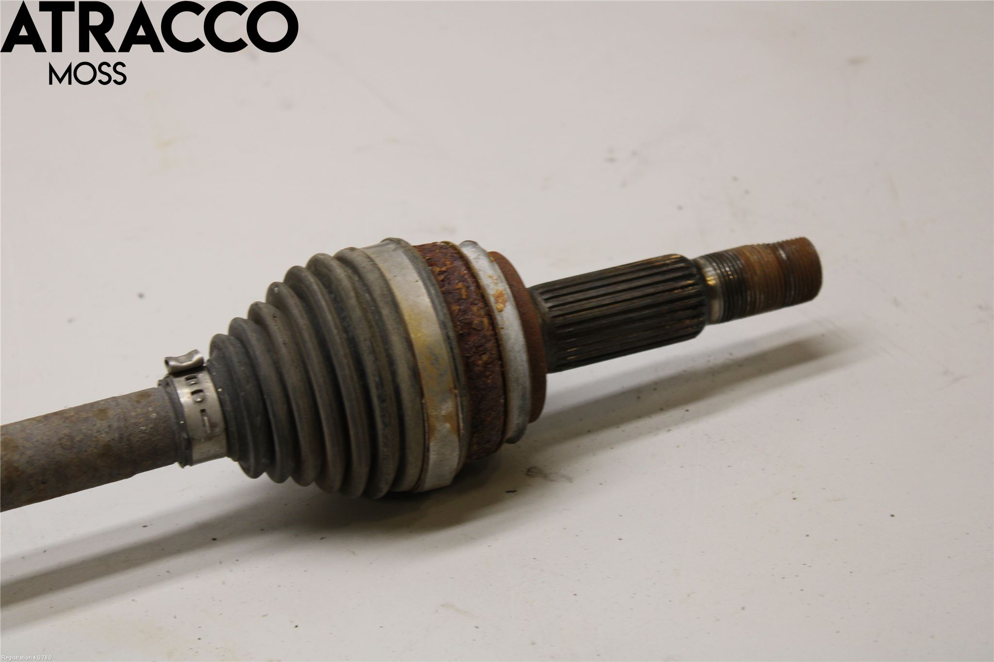 Toyota RAV4 13-18 Drivaxel Bak Höger