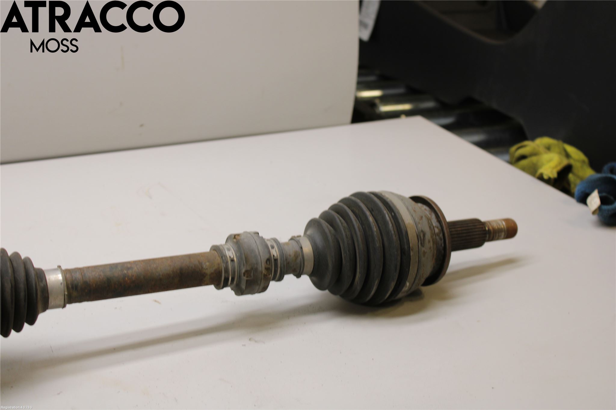 Toyota RAV4 13-18 Drivaxel Fram Höger