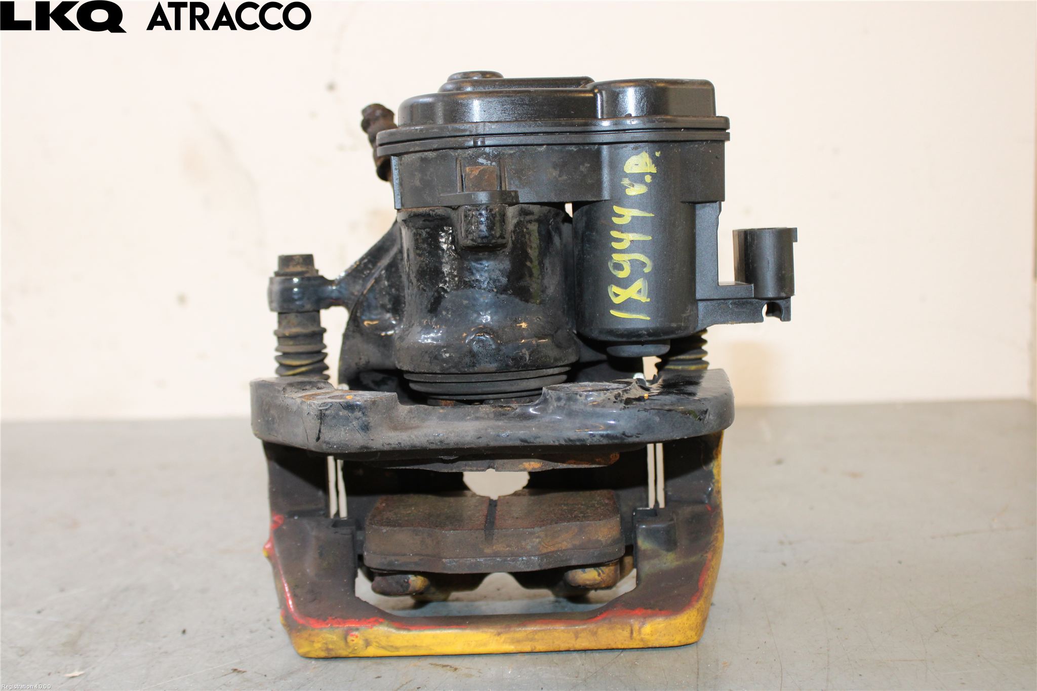 BMW 6 F12/F13 10-18 Bromsok Bak Vänster