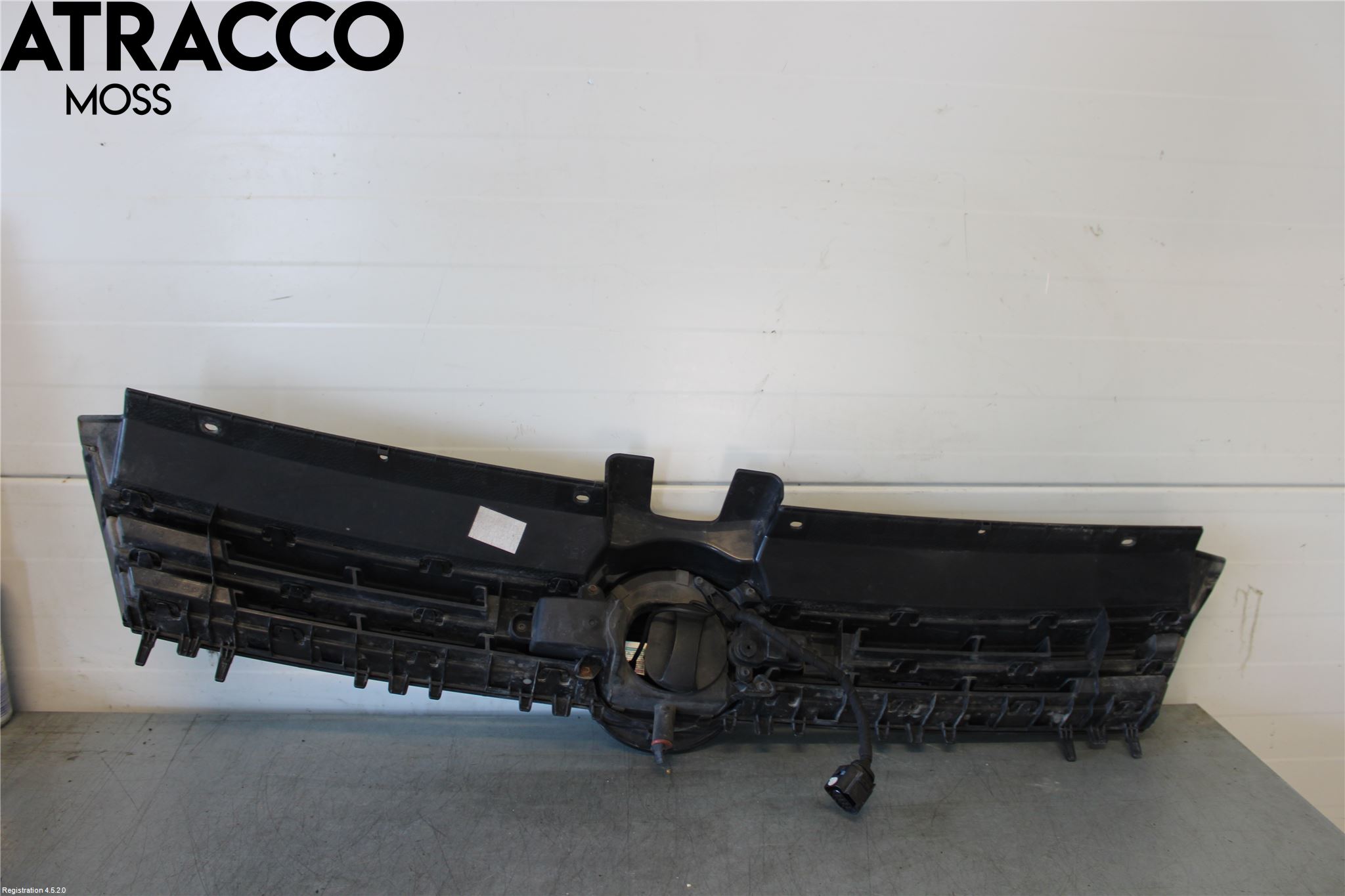 Volkswagen VW GOLF / E-GOLF VII 13-20 Grill Komp