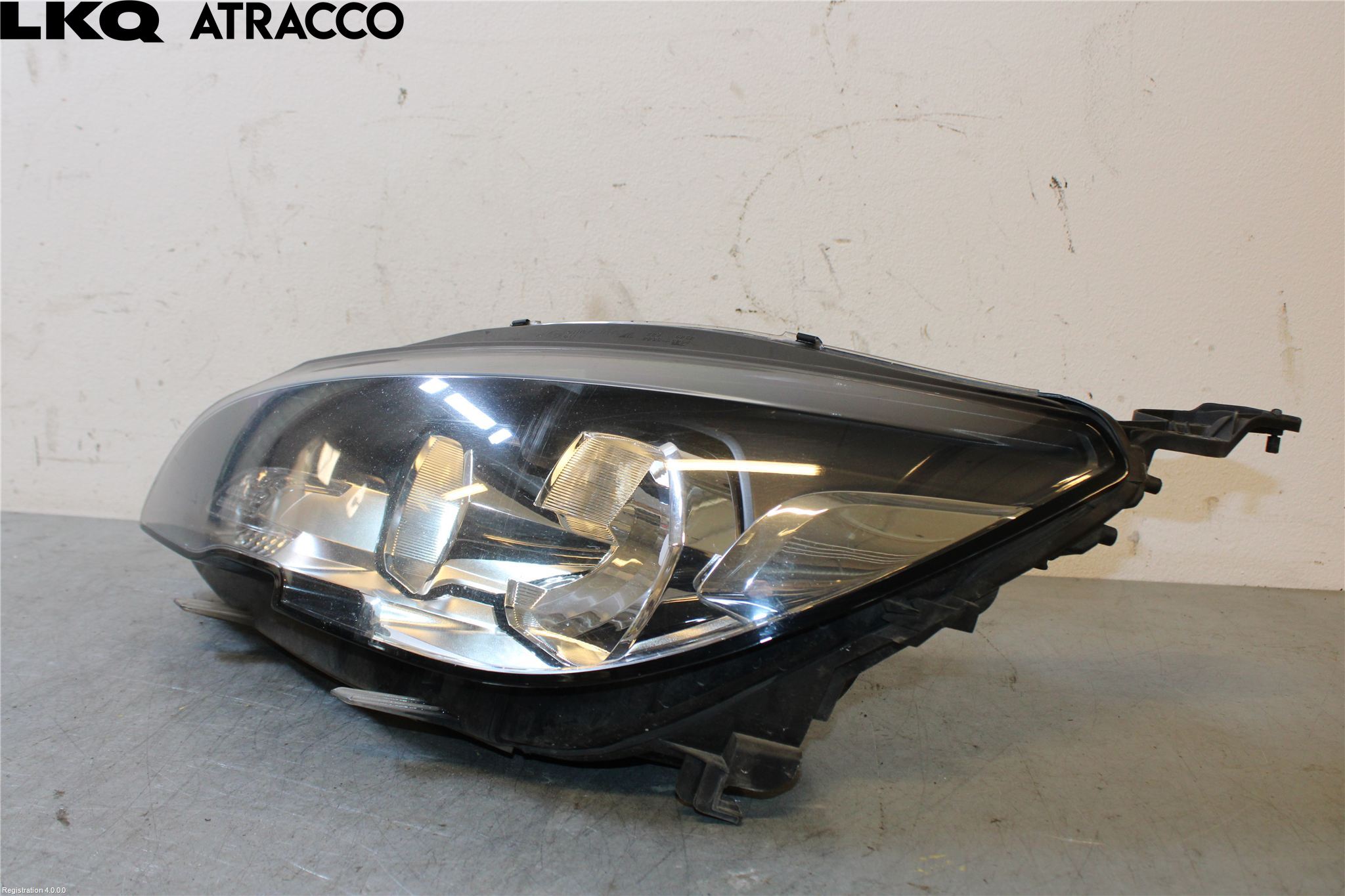 Peugeot 308 14-21 Strålkastare Vänster